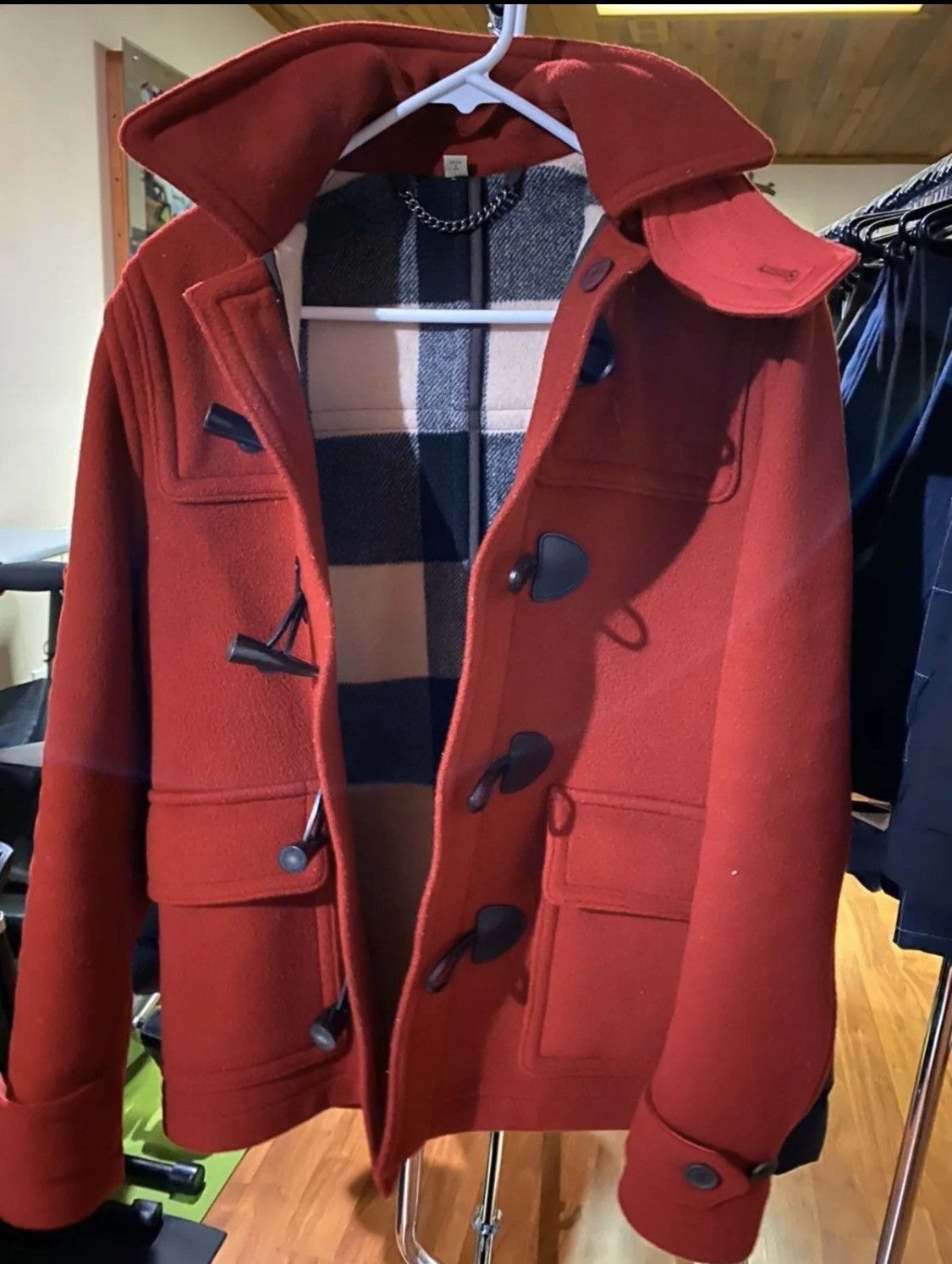 BURBERRY★素敵！TUMBLEBRIDGE RED WOOL PEACOAT $950 BURBERRY TUMBLEBRIDGE RED WOOL DOUBLE BREASTED PEA COAT