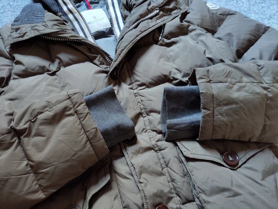 Moncler Moncler - Down jacket Size US L / EU 52-54 / 3 - 8 Thumbnail