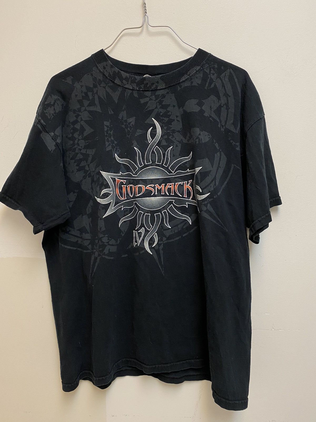 Vintage Vintage 2006 Godsmack Tour Shirt Sunfaded Travis Scott Uzi ...