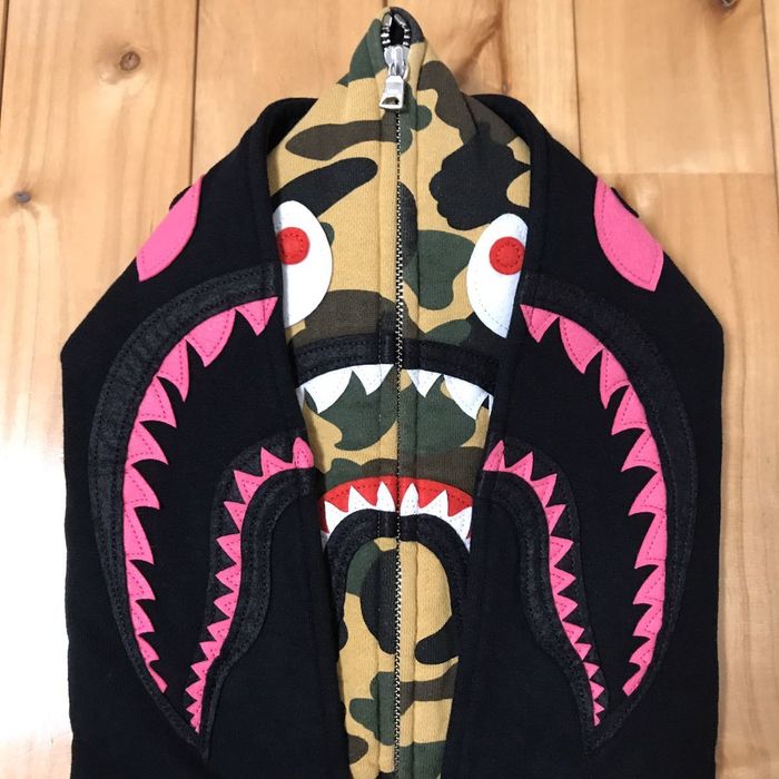 Bape undefeated outlet double shark hoodie