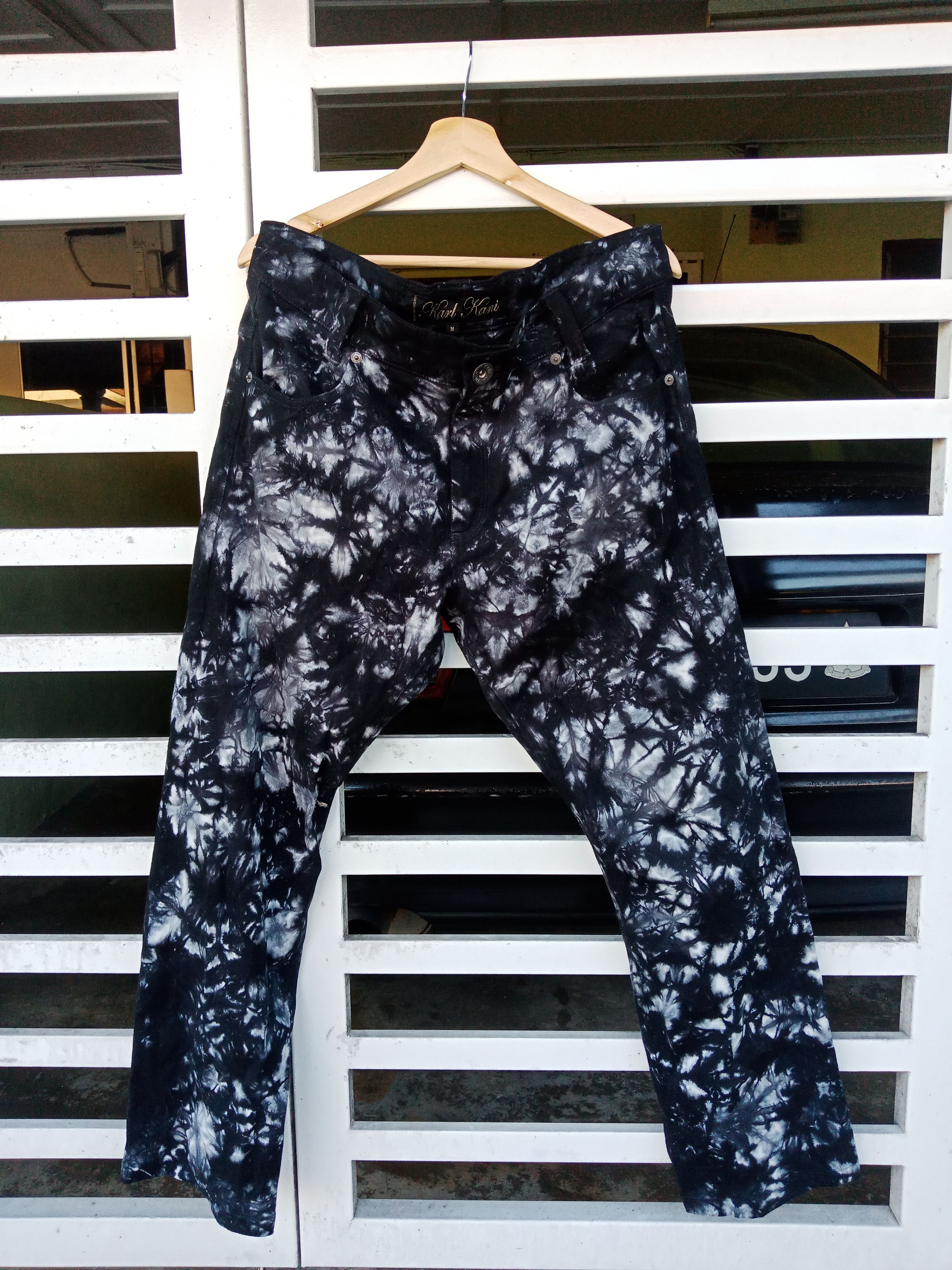 Karl Kani Karl Kani Tie Dye Pants Size US 36 / EU 52 - 2 Thumbnail