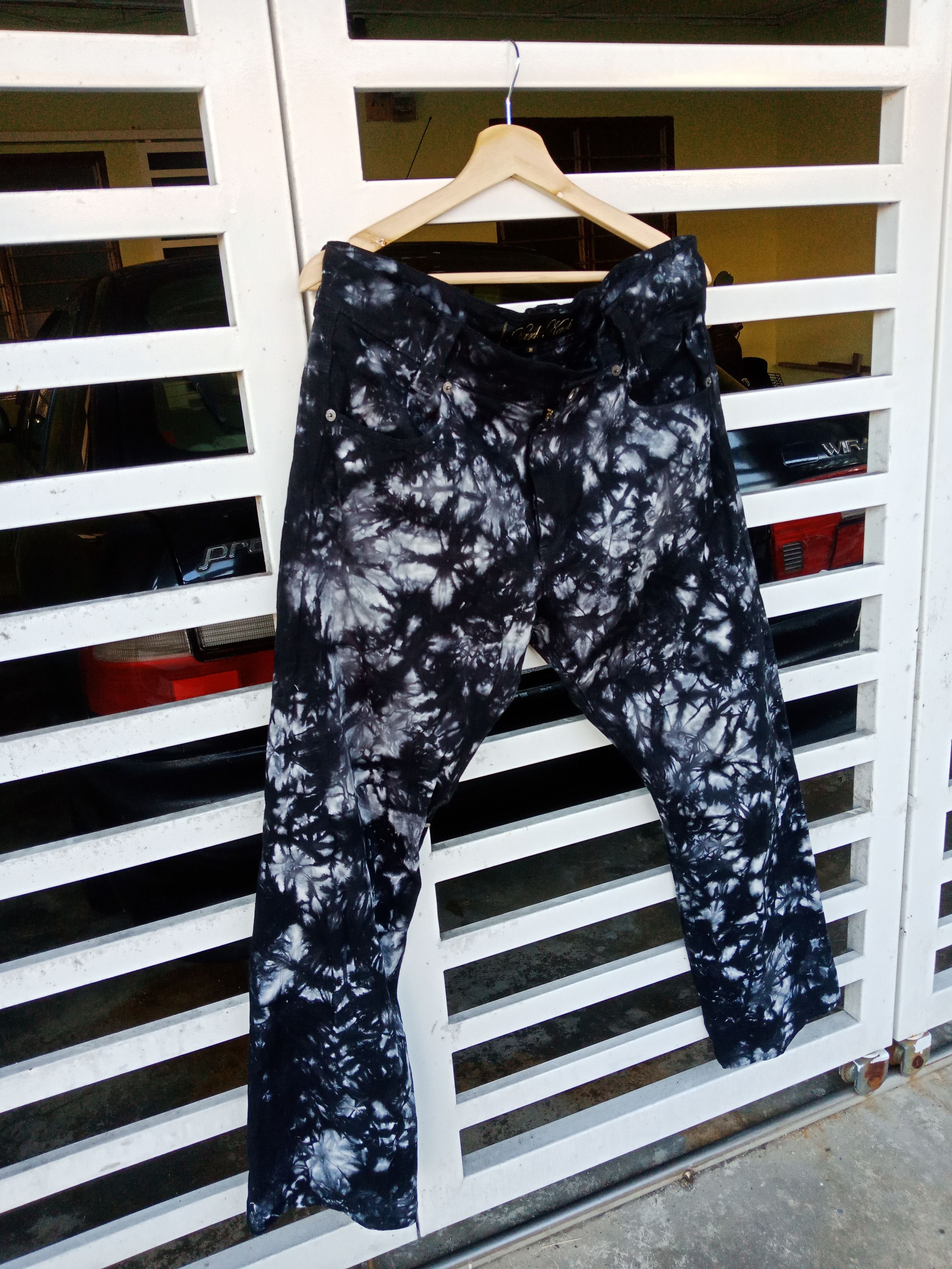 Karl Kani Karl Kani Tie Dye Pants Size US 36 / EU 52 - 4 Thumbnail