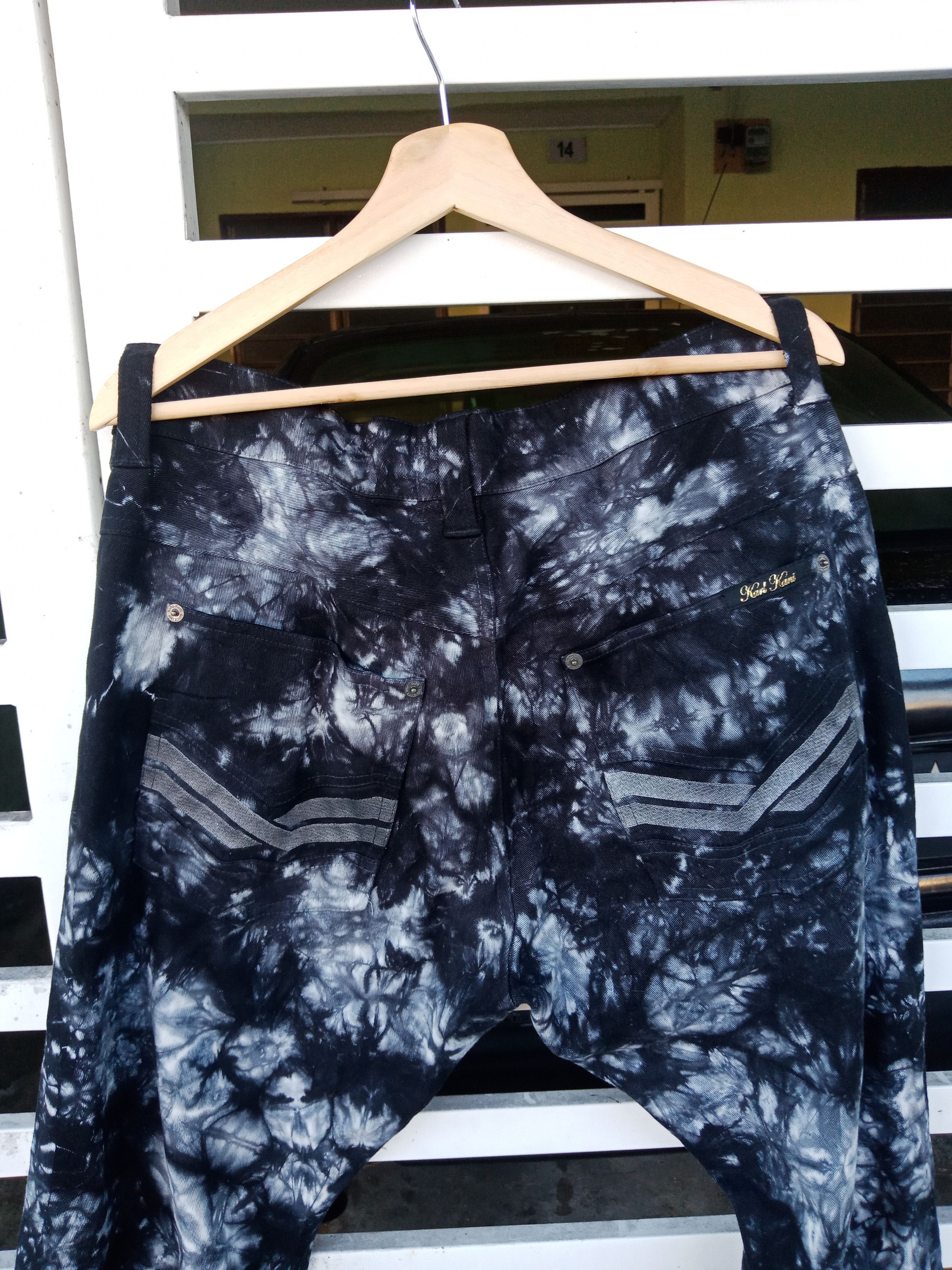 Karl Kani Karl Kani Tie Dye Pants Size US 36 / EU 52 - 8 Thumbnail