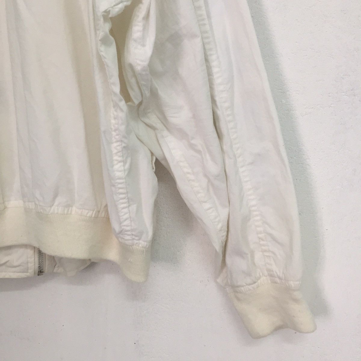 Japanese Brand Upright Champion Sans Rival White Outerwear Jacket Size US L / EU 52-54 / 3 - 12 Thumbnail