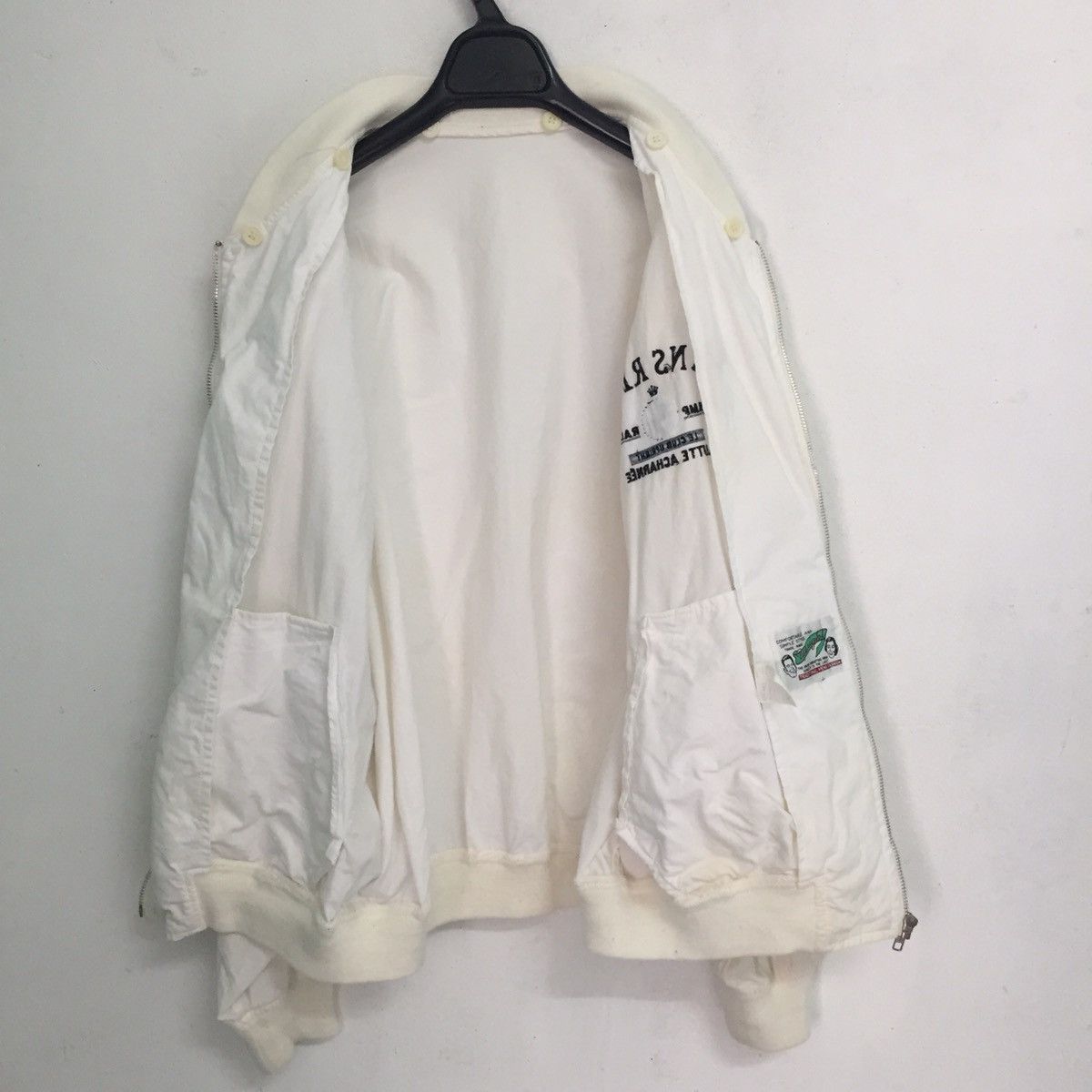 Japanese Brand Upright Champion Sans Rival White Outerwear Jacket Size US L / EU 52-54 / 3 - 18 Thumbnail