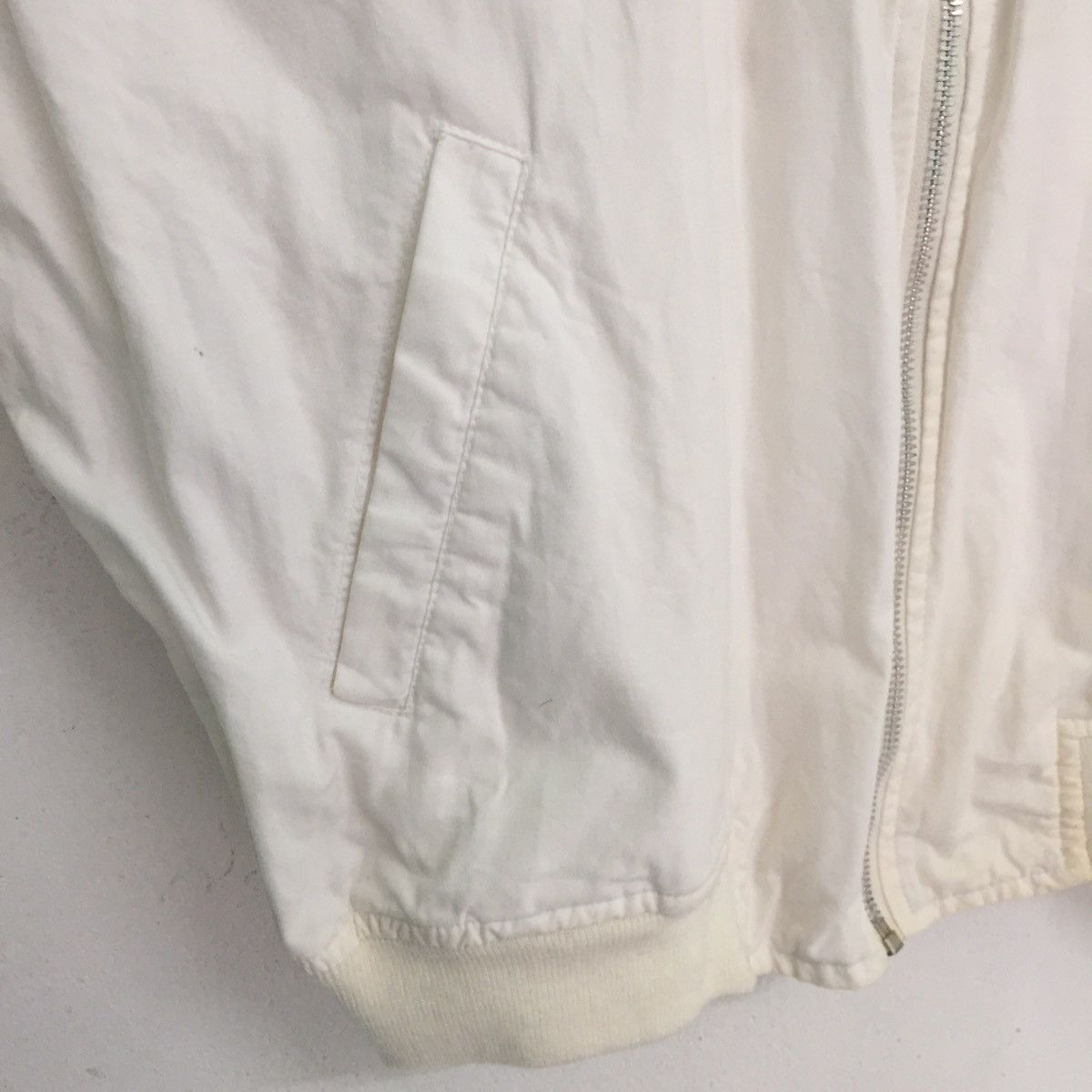 Japanese Brand Upright Champion Sans Rival White Outerwear Jacket Size US L / EU 52-54 / 3 - 10 Thumbnail