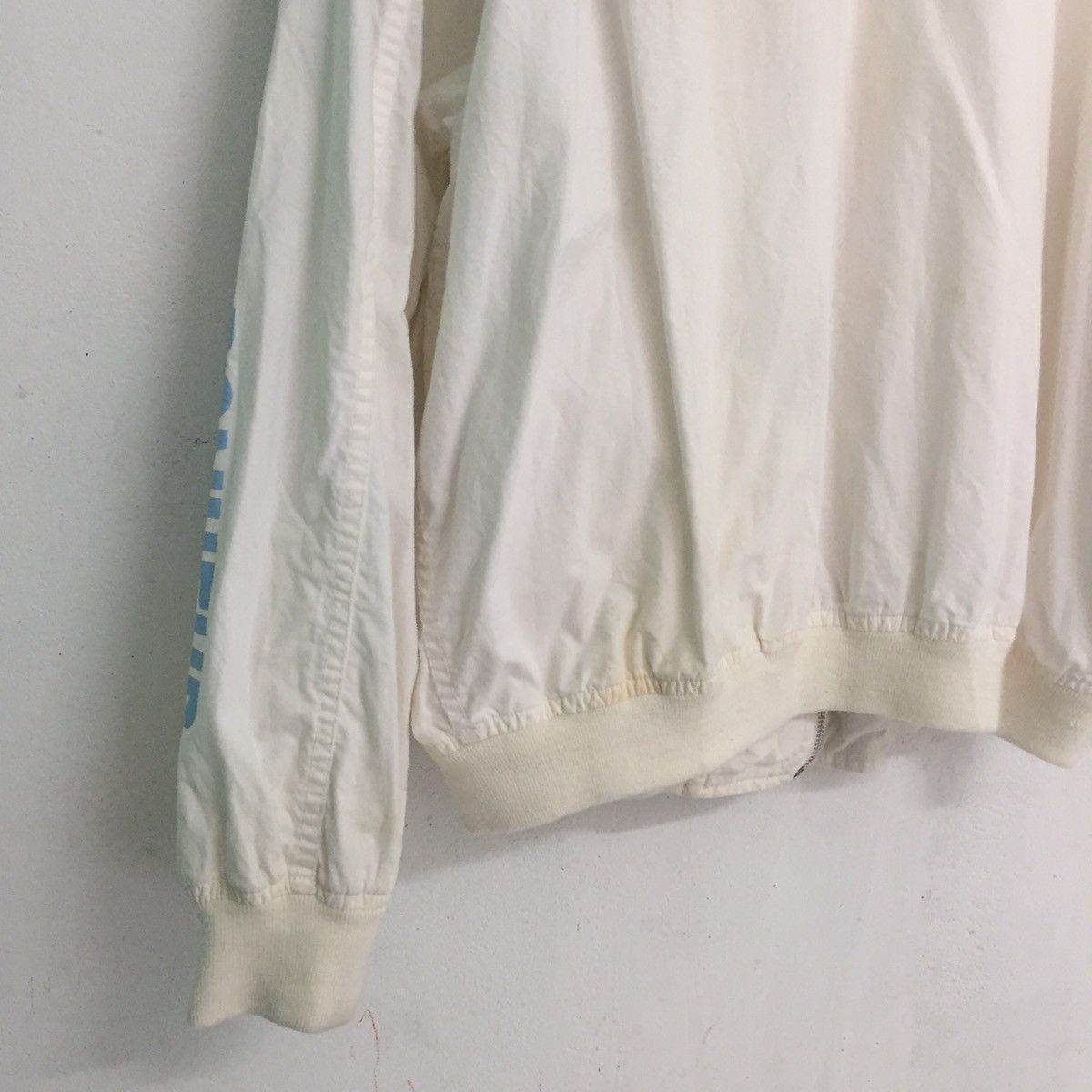 Japanese Brand Upright Champion Sans Rival White Outerwear Jacket Size US L / EU 52-54 / 3 - 15 Thumbnail