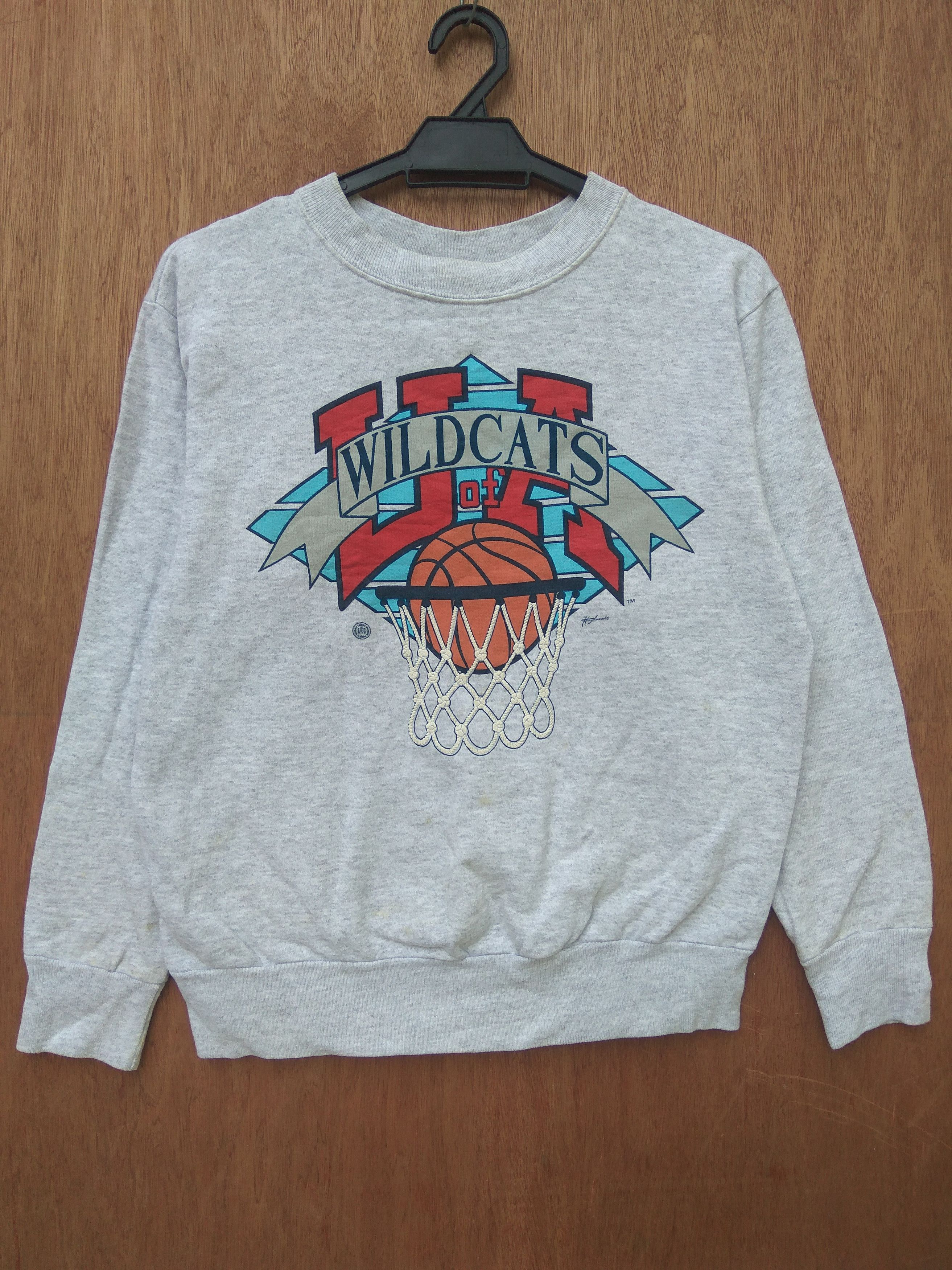 NBA Vintage WildCats of Basketball sweatshirt Size US M / EU 48-50 / 2 - 1 Thumbnail