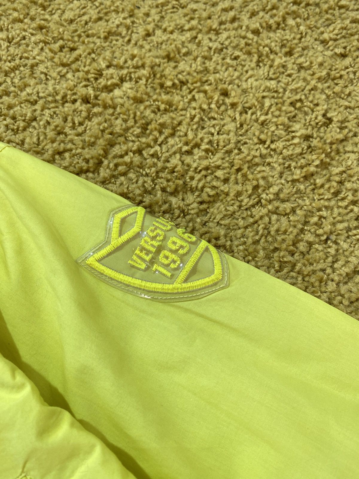 Versace × Versus × Vintage Versus Versace yellow shirt Size US M / EU 48-50 / 2 - 4 Thumbnail