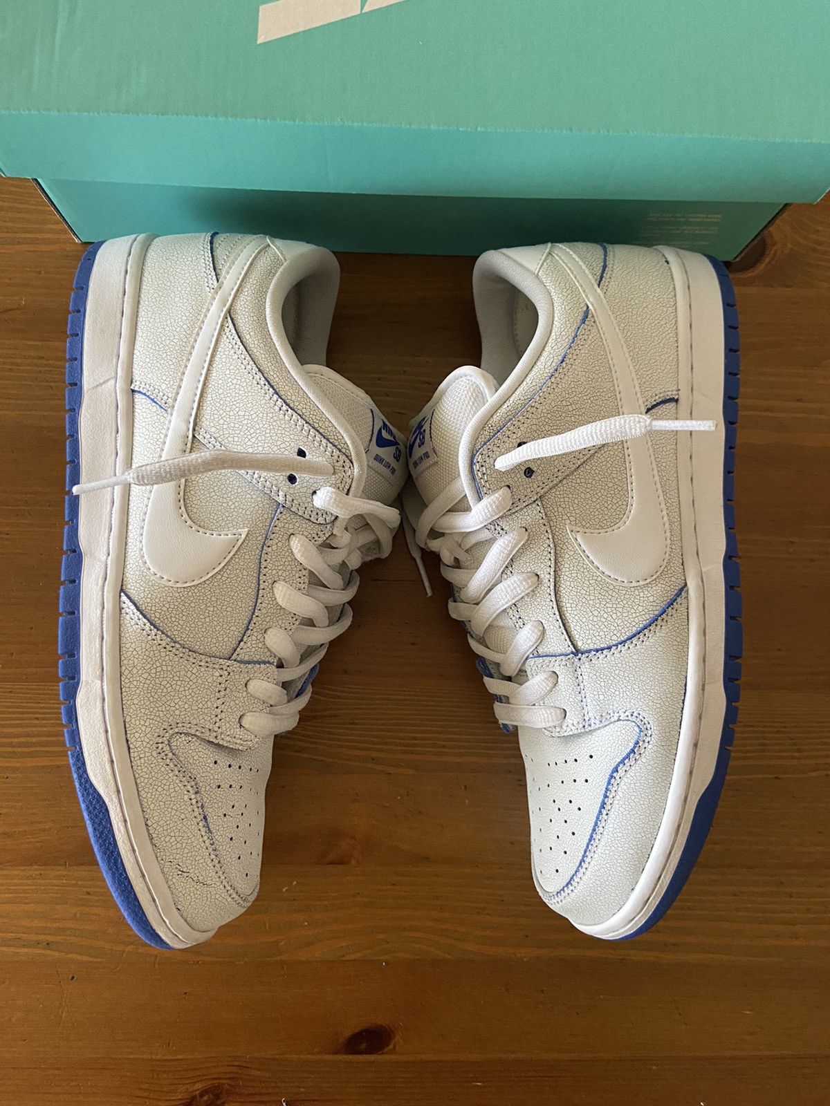 nike sb dunk porcelain