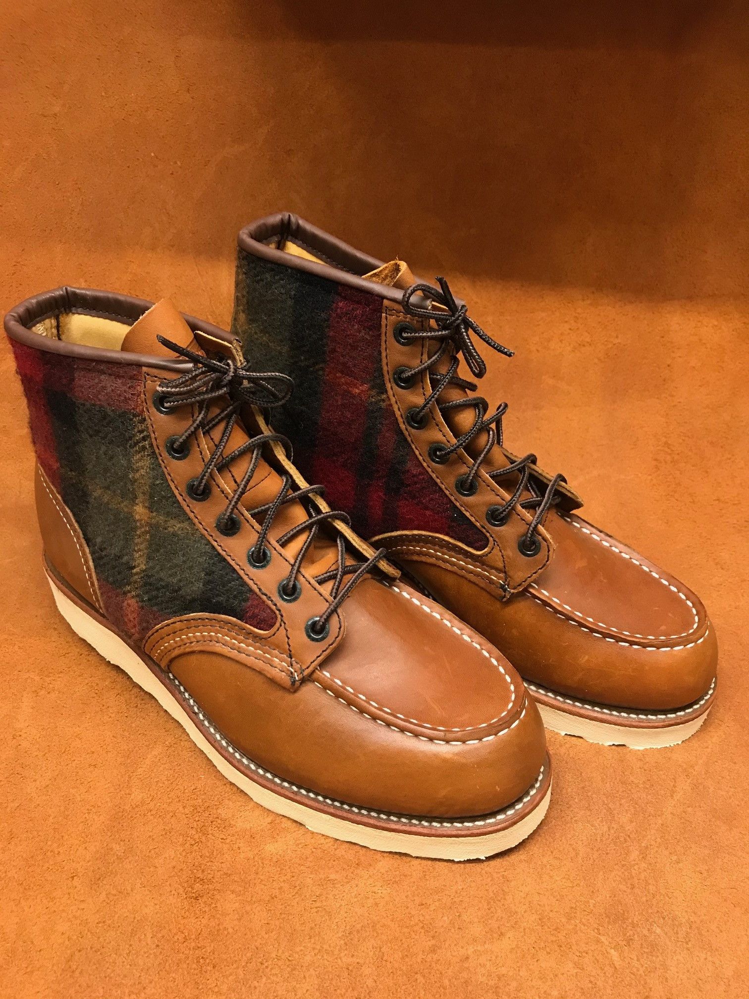 Red Wing × Woolrich Woolen Mills Red Wing Heritage Lumberjack 9004