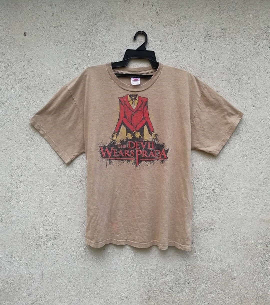 Band Tees DEVIL wear prada band Size US XL / EU 56 / 4 - 1 Thumbnail