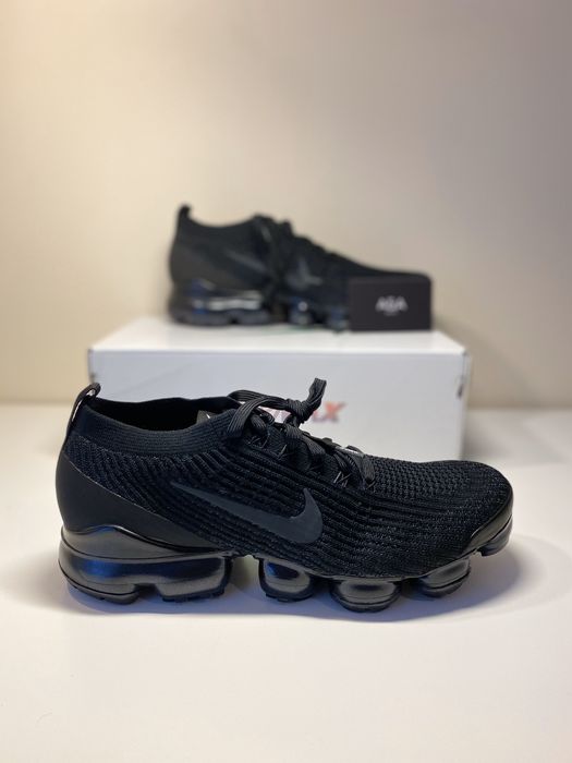 Vapormax flyknit outlet triple black 3.0