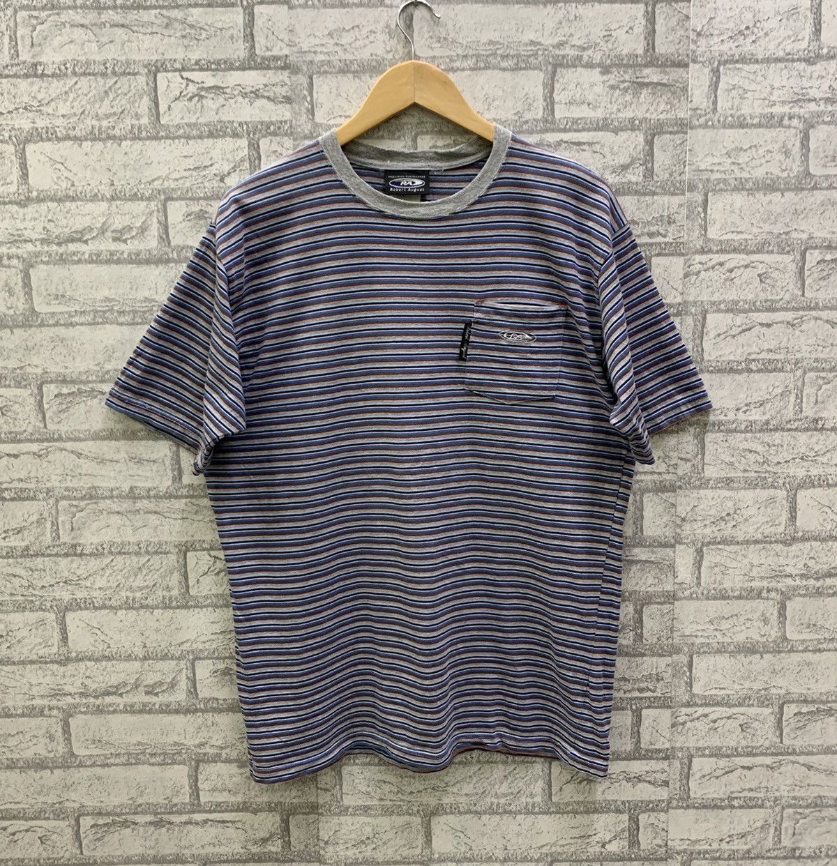 Vintage Vintage 90s Robert August Surfboards T-shirts Striped Size US L / EU 52-54 / 3 - 1 Thumbnail
