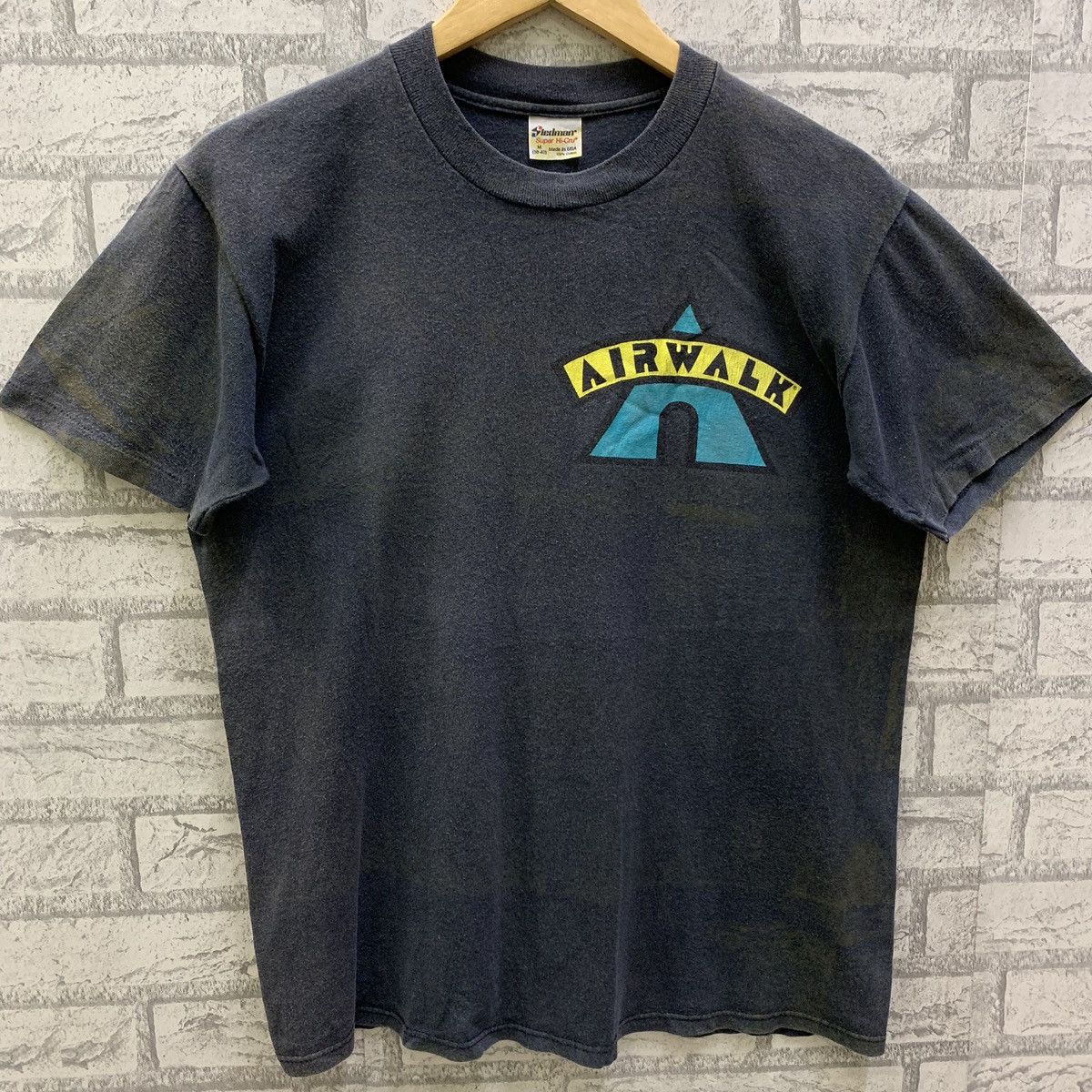 Airwalk RARE Vintage Airwalk By Stedman Super Hi Cru Skate T shirts Size US M / EU 48-50 / 2 - 4 Thumbnail