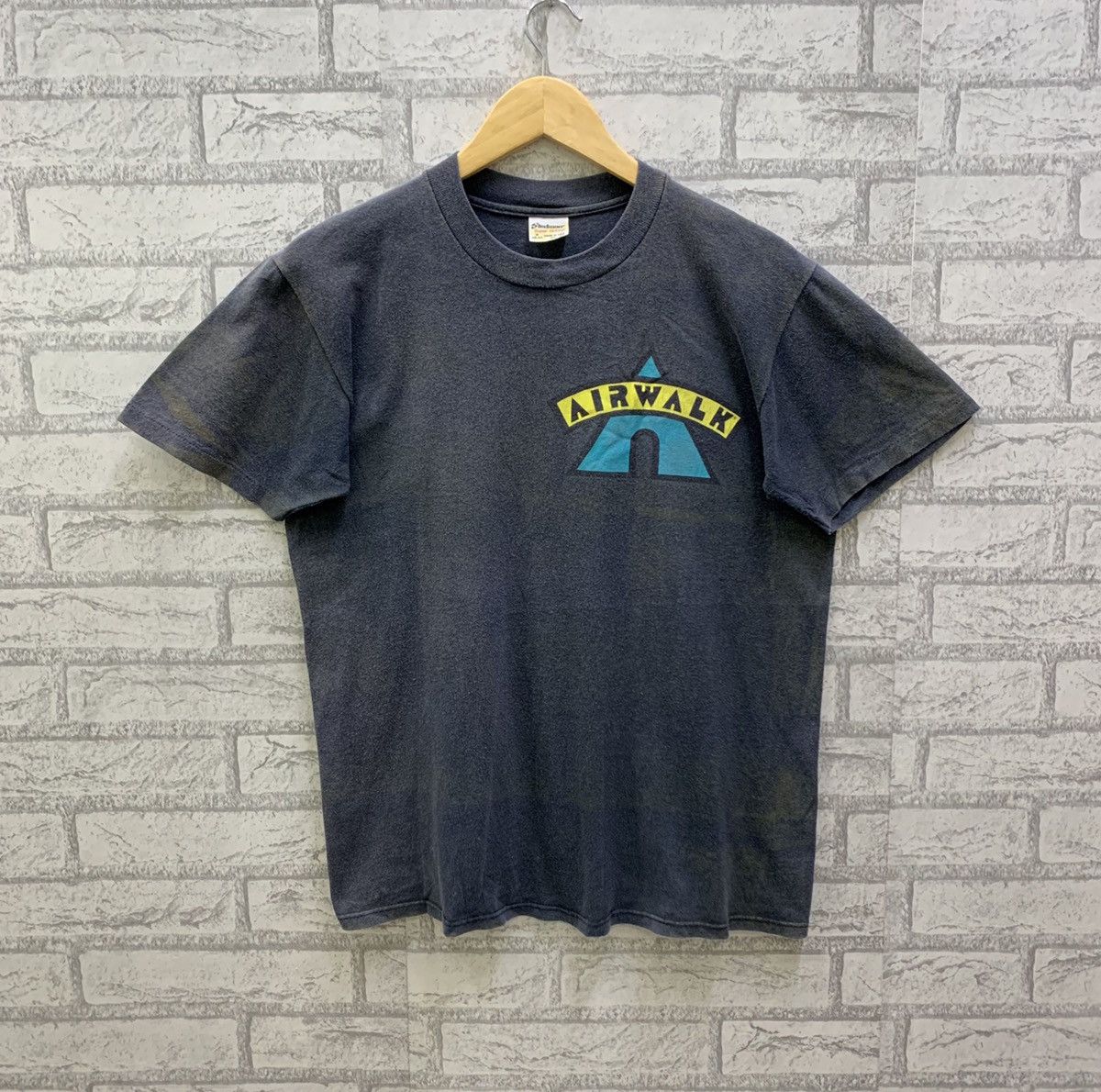 Airwalk RARE Vintage Airwalk By Stedman Super Hi Cru Skate T shirts Size US M / EU 48-50 / 2 - 1 Thumbnail