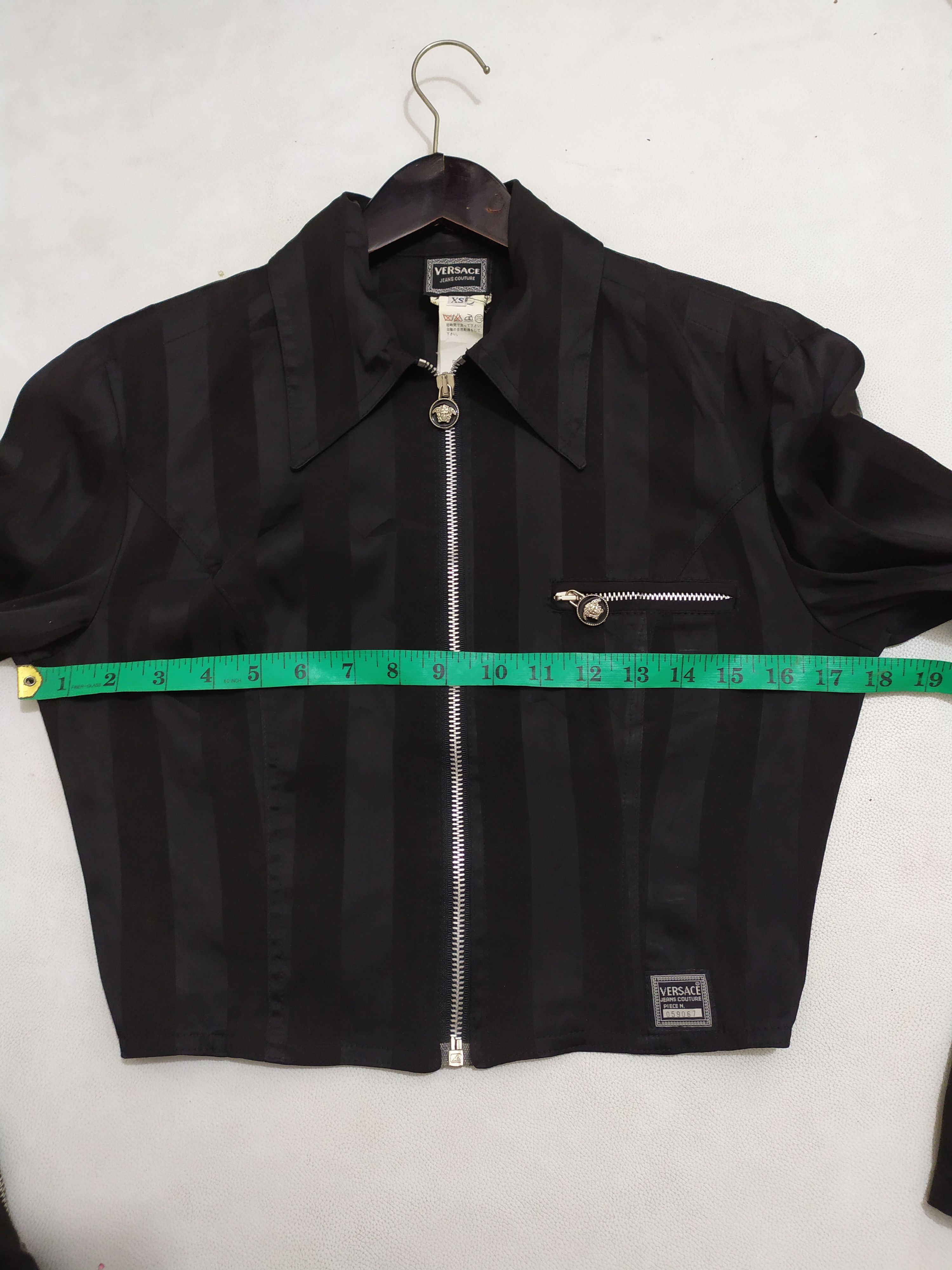 Versace × Versace Jeans Couture × Vintage VERSACE womens crop jacket Authentic Vintage Size US XS / EU 42 / 0 - 12 Thumbnail