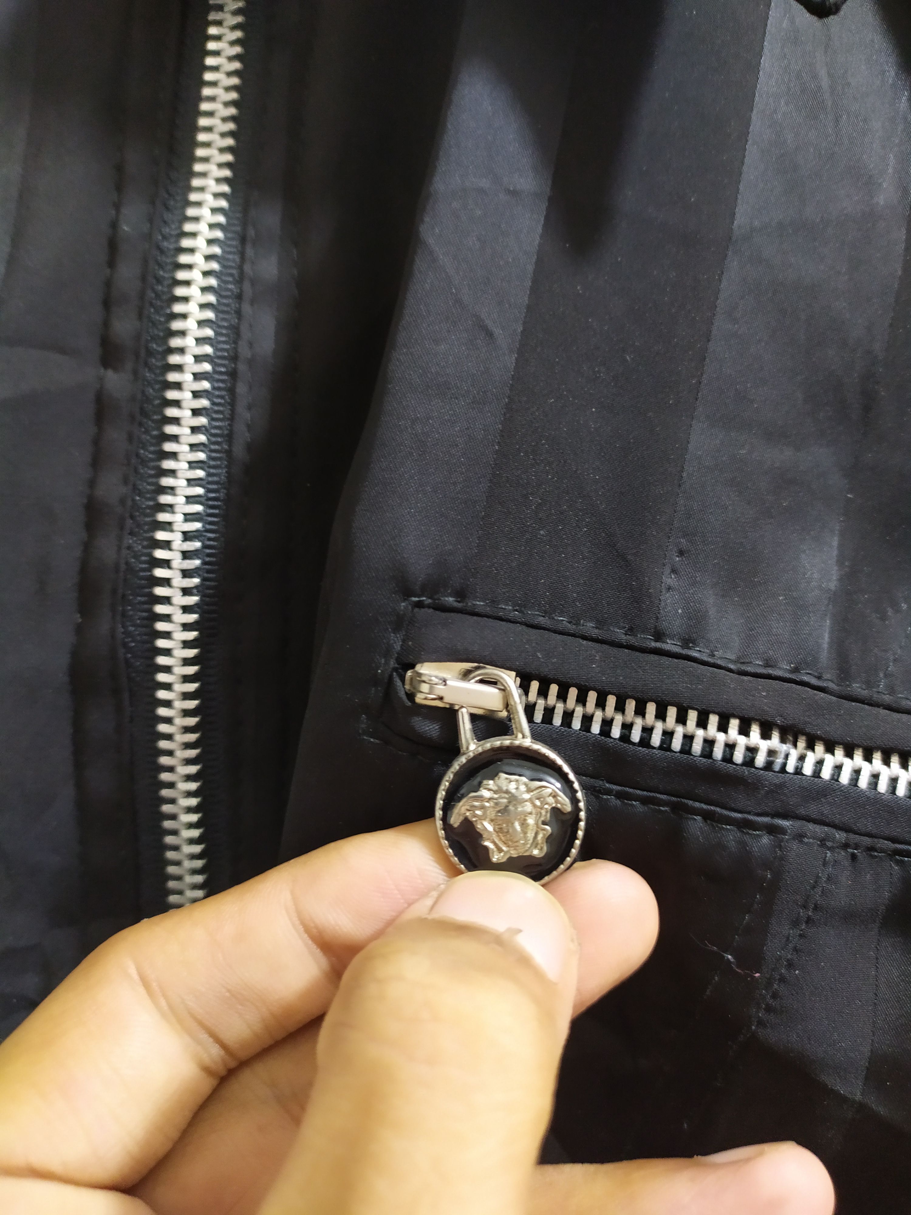Versace × Versace Jeans Couture × Vintage VERSACE womens crop jacket Authentic Vintage Size US XS / EU 42 / 0 - 3 Thumbnail