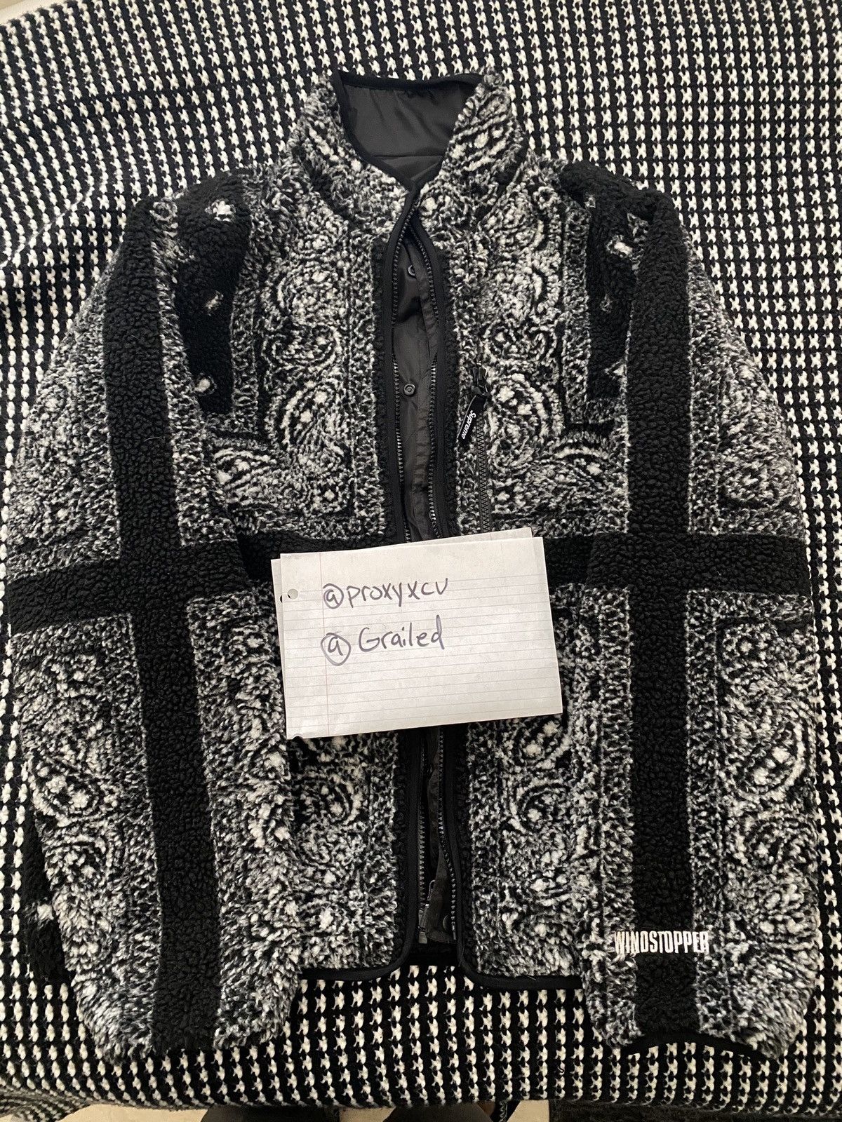 Supreme Supreme Reversible Bandana Fleece Jacket Black | Grailed