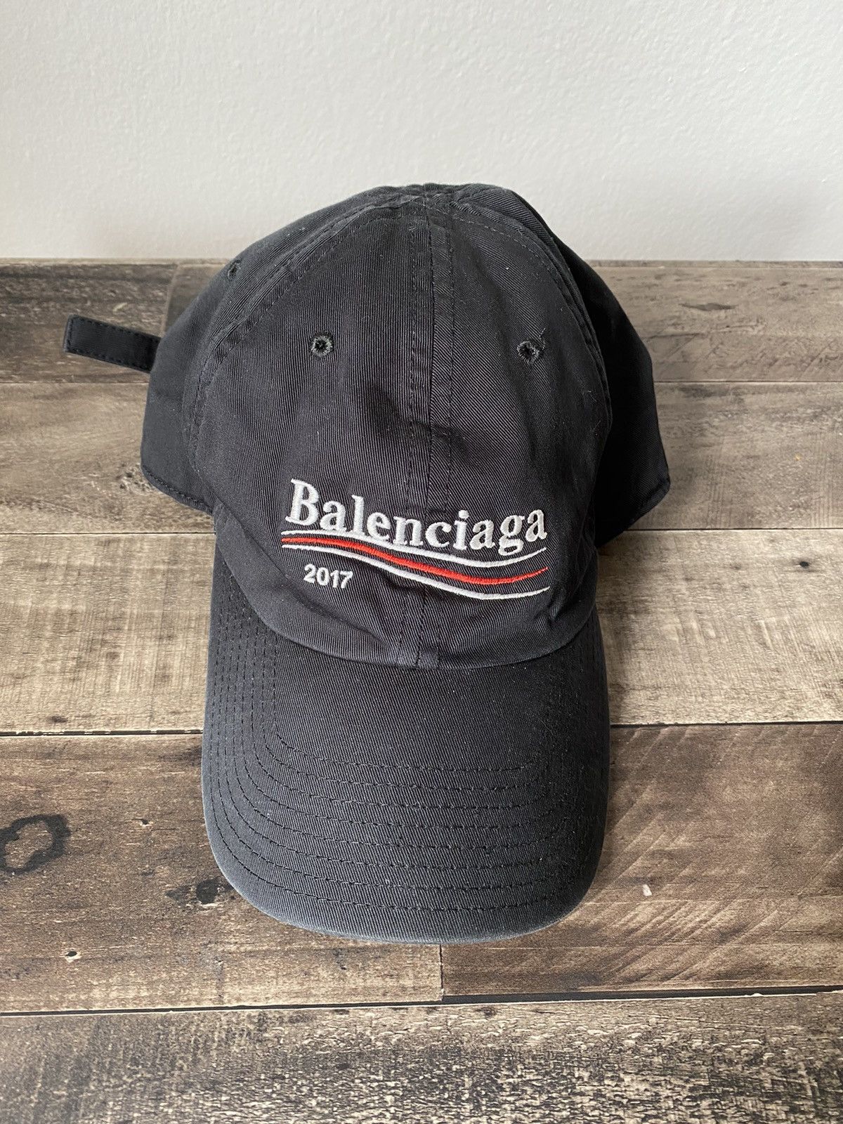 meteor Og så videre svulst Balenciaga Balenciaga 2017 Campaign Hat | Grailed