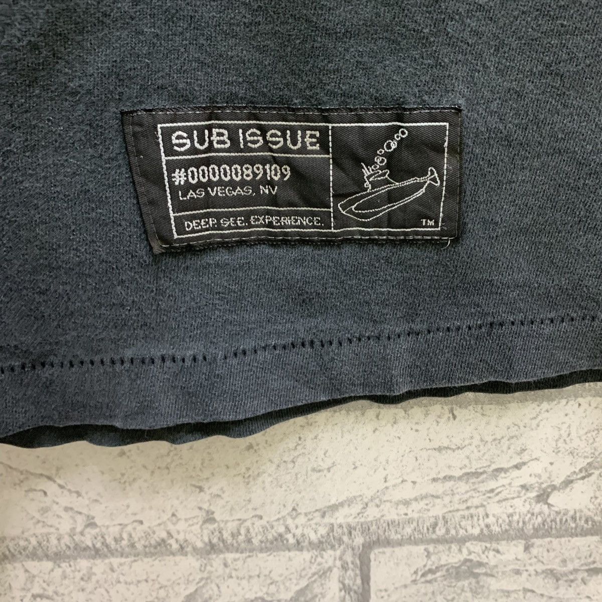 Vintage Vintage 90s Downwardly Mobile HRLA Los Angeles Big Size Tees Size US XXL / EU 58 / 5 - 7 Thumbnail