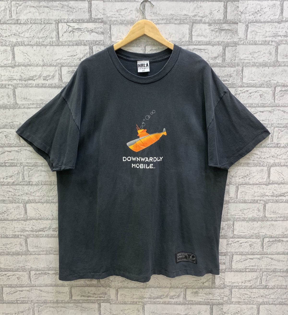 Vintage Vintage 90s Downwardly Mobile HRLA Los Angeles Big Size Tees Size US XXL / EU 58 / 5 - 1 Thumbnail