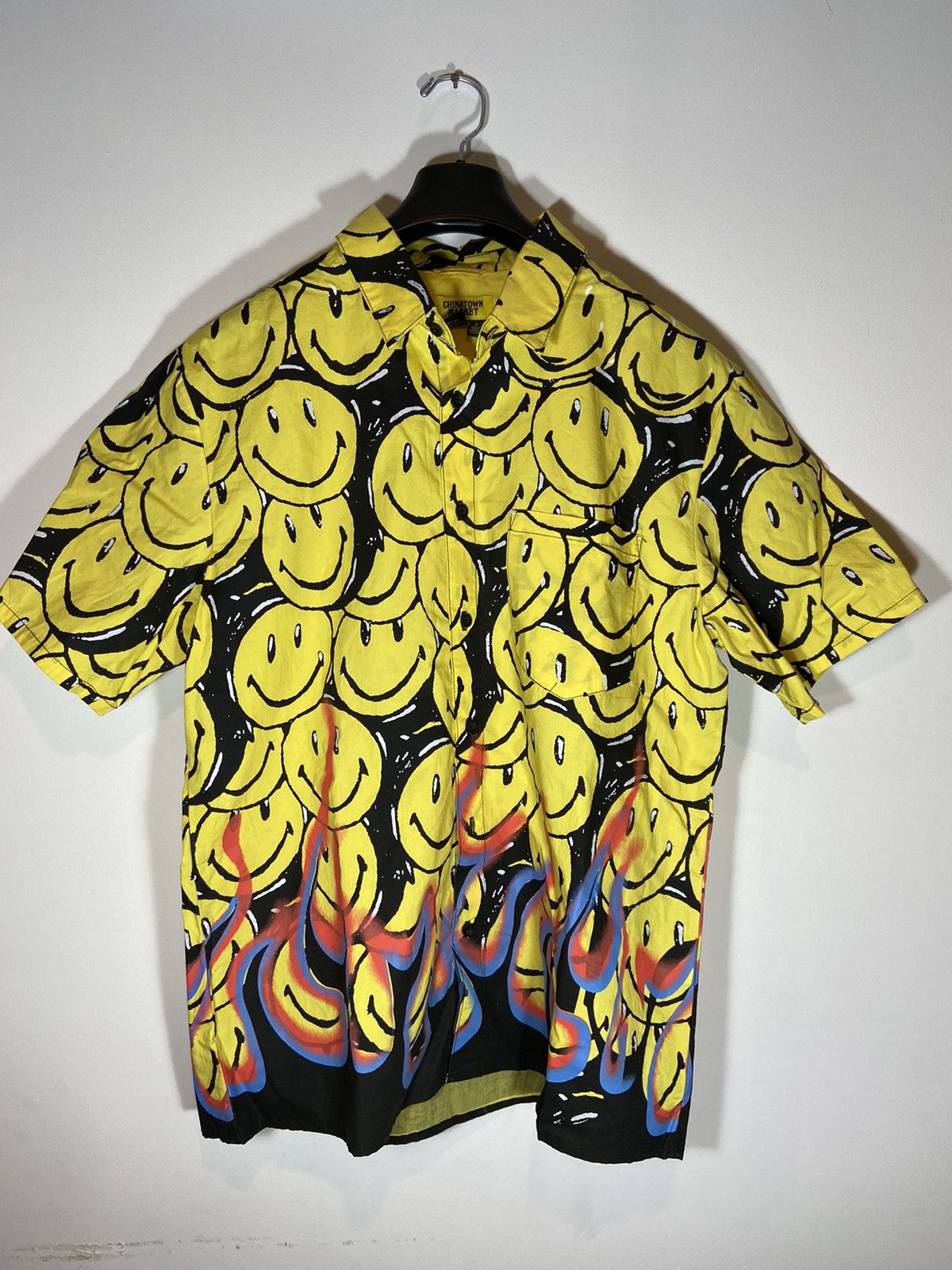 PRADA プラダ バナナ フレイム シャツ 最高級の逸品】PRADA プラダ フレイムロゴ バナナ 三角プレート