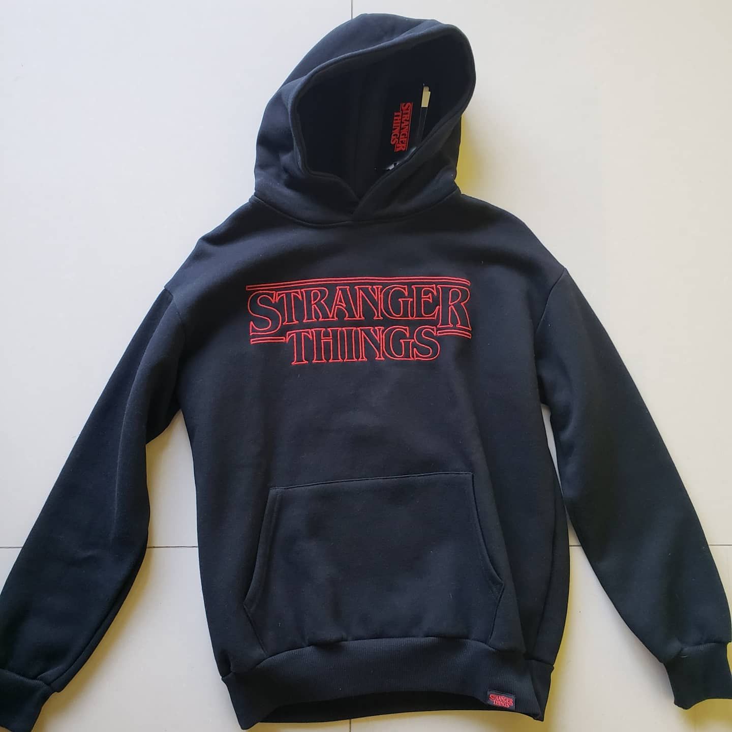 Stranger things sweatshirt pull and sales bear