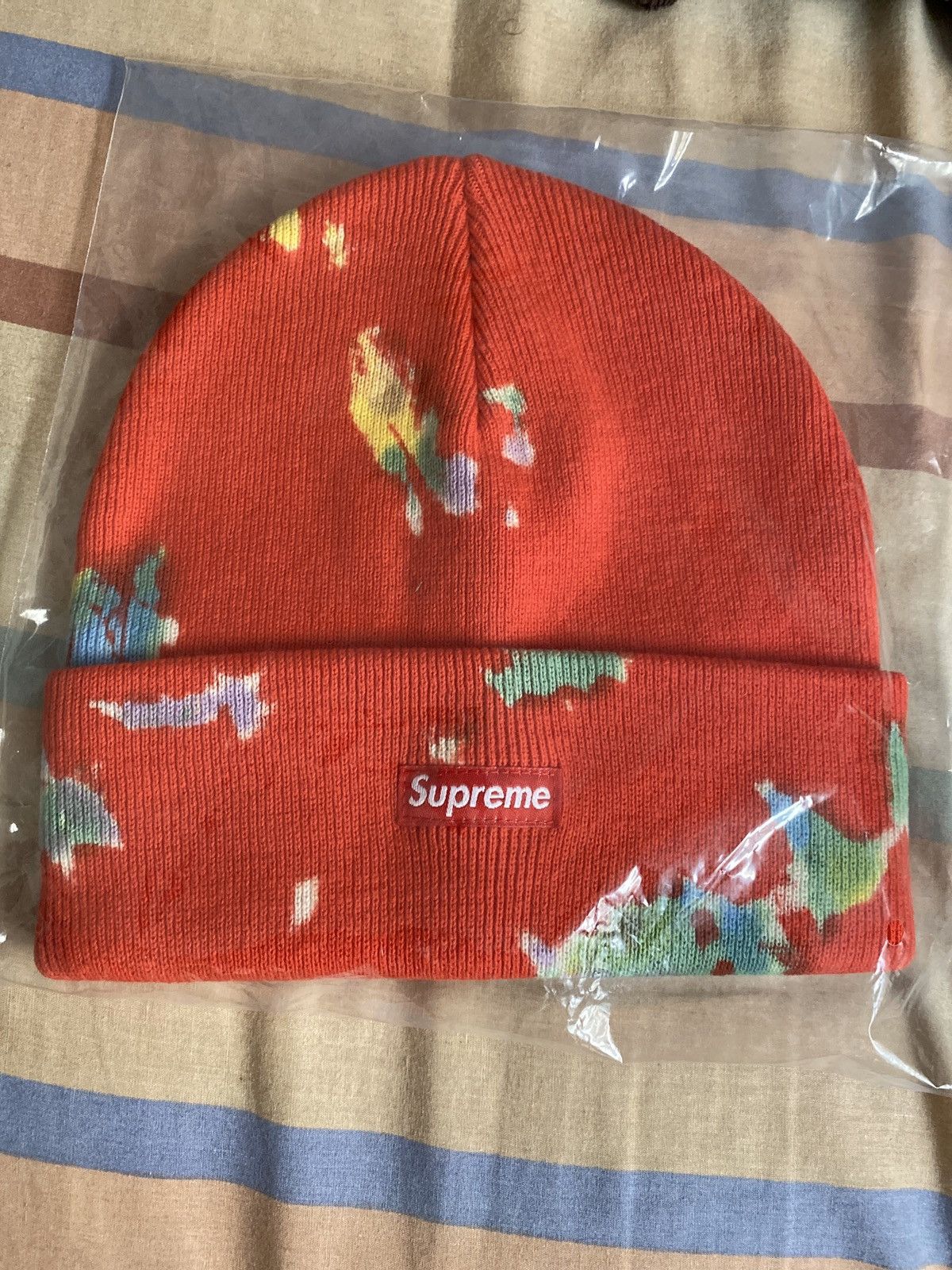 Supreme store splatter beanie