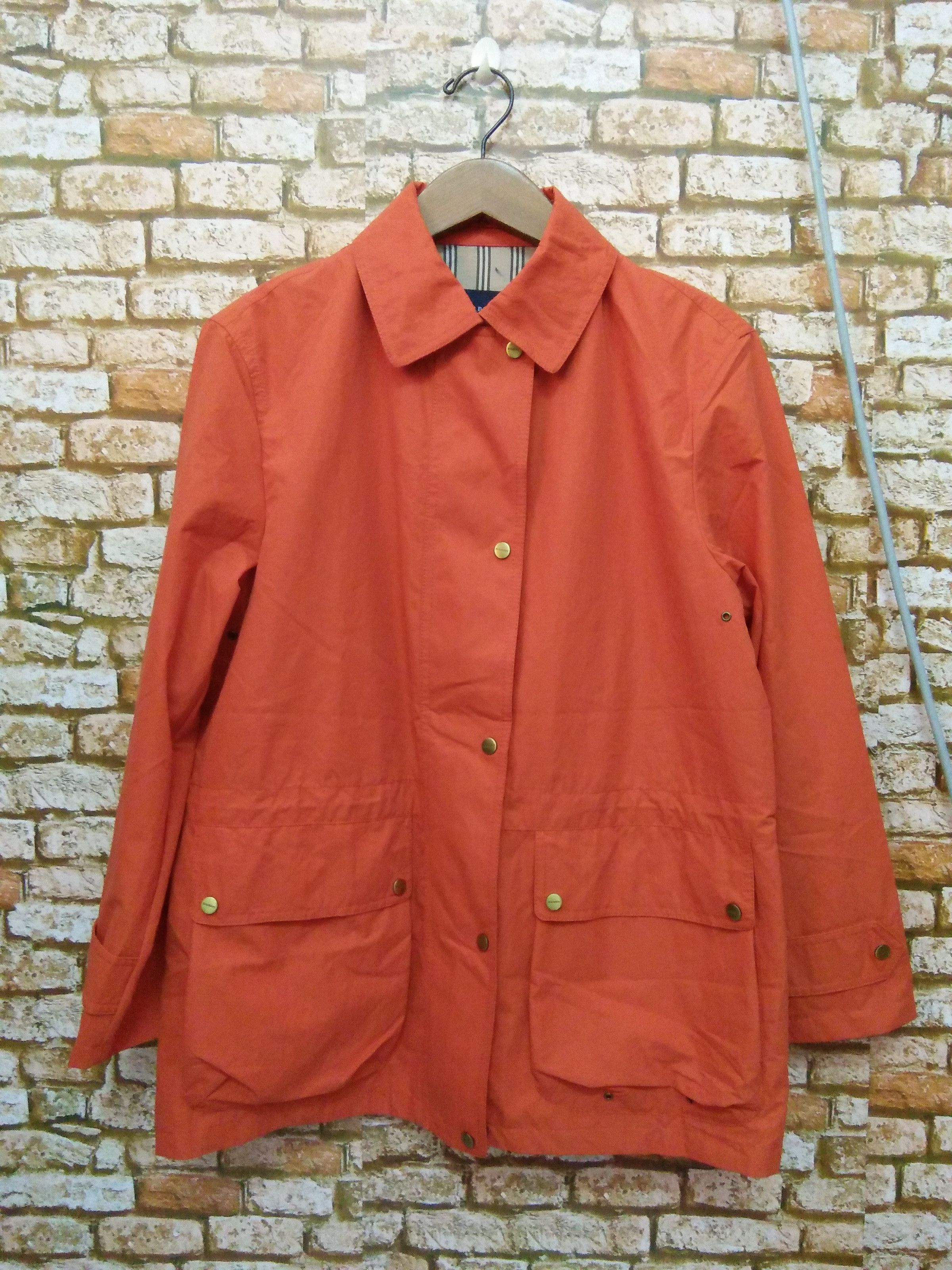 Burberry BURBERRY NOVA CHECK ORANGE JACKET PIT 21 LENGTH 29 (A585) Size US M / EU 48-50 / 2 - 2 Thumbnail