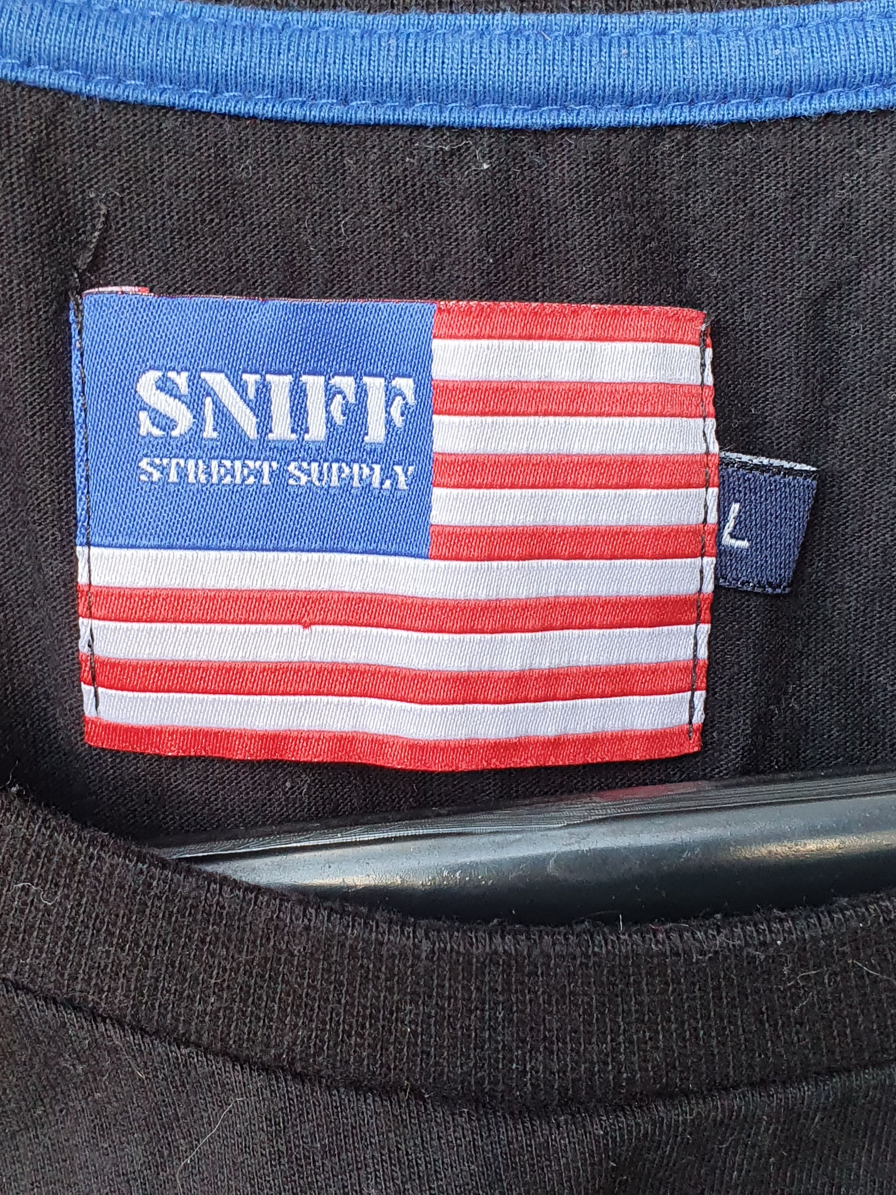 Other Sniff Street Supply front pocket SWAG t-shirt,size L Size US L / EU 52-54 / 3 - 3 Thumbnail