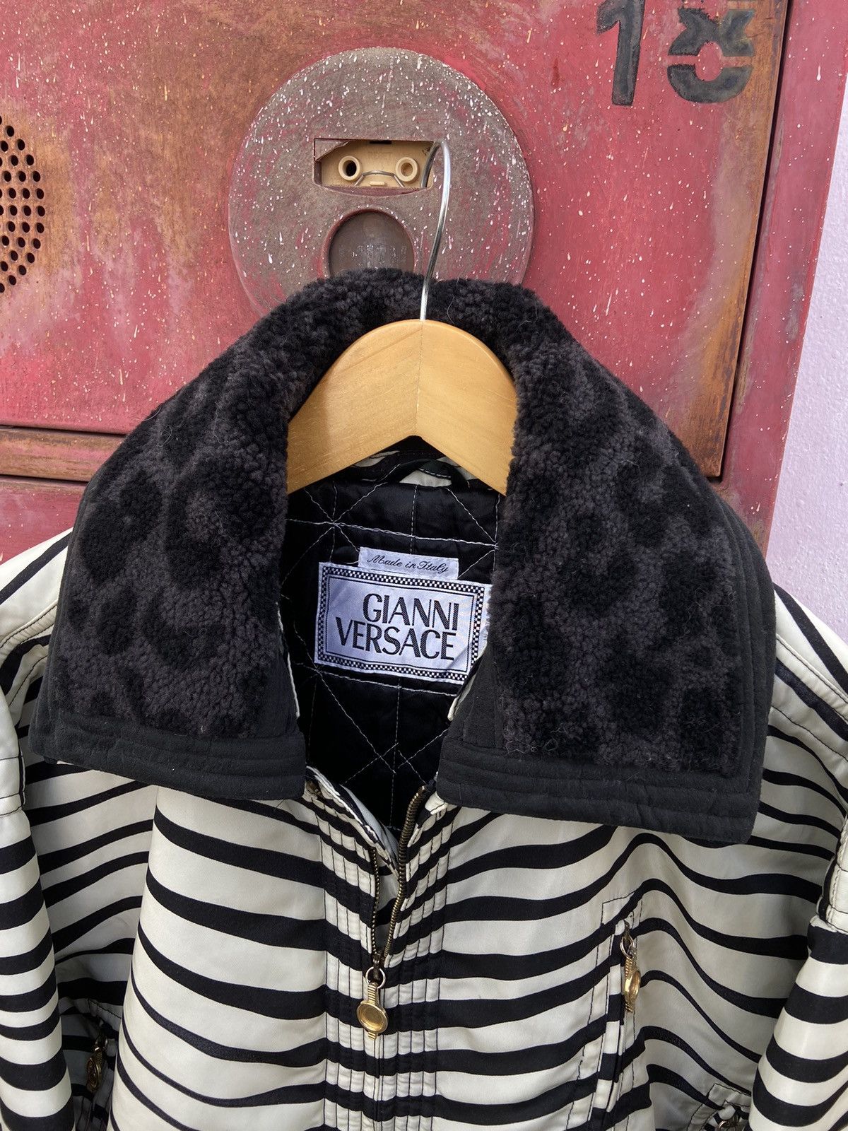 Versace Vintage Gianni Versace Zebra Printed Jacket Size US M / EU 48-50 / 2 - 4 Thumbnail