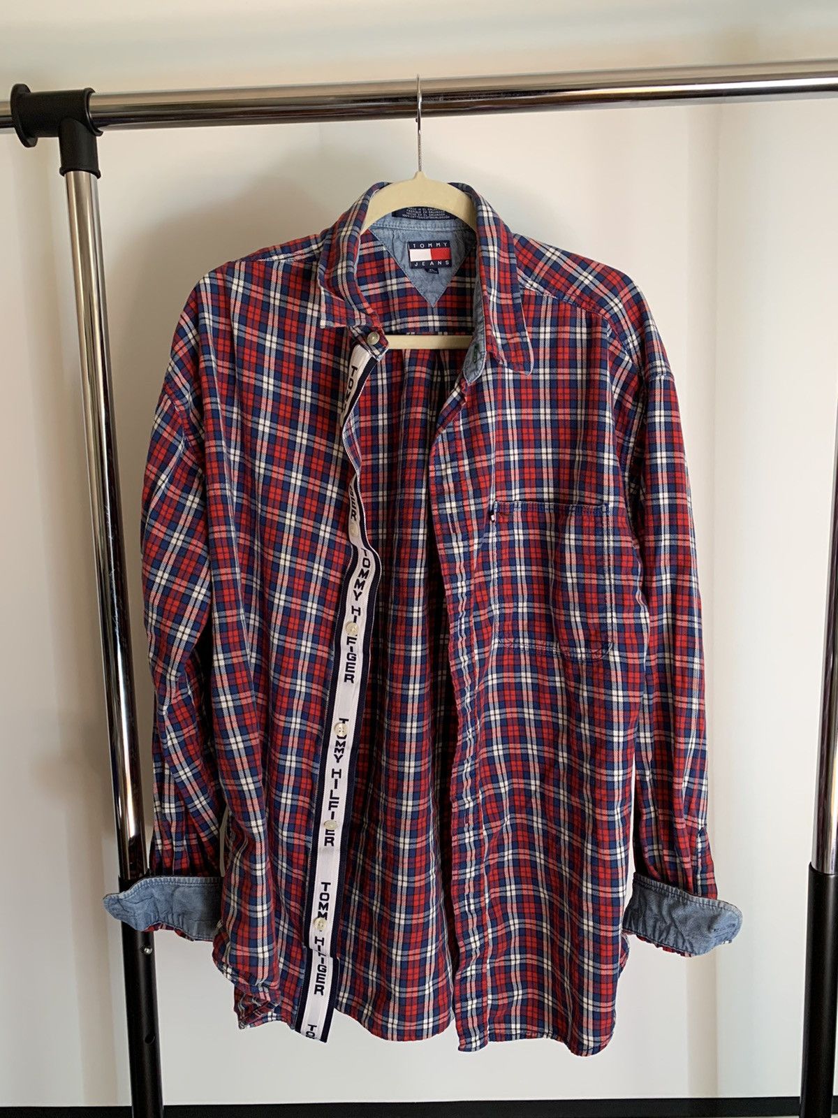 Tommy Hilfiger Vintage Tommy Hilfiger Flannel denim Shirt Size US XL / EU 56 / 4 - 1 Thumbnail