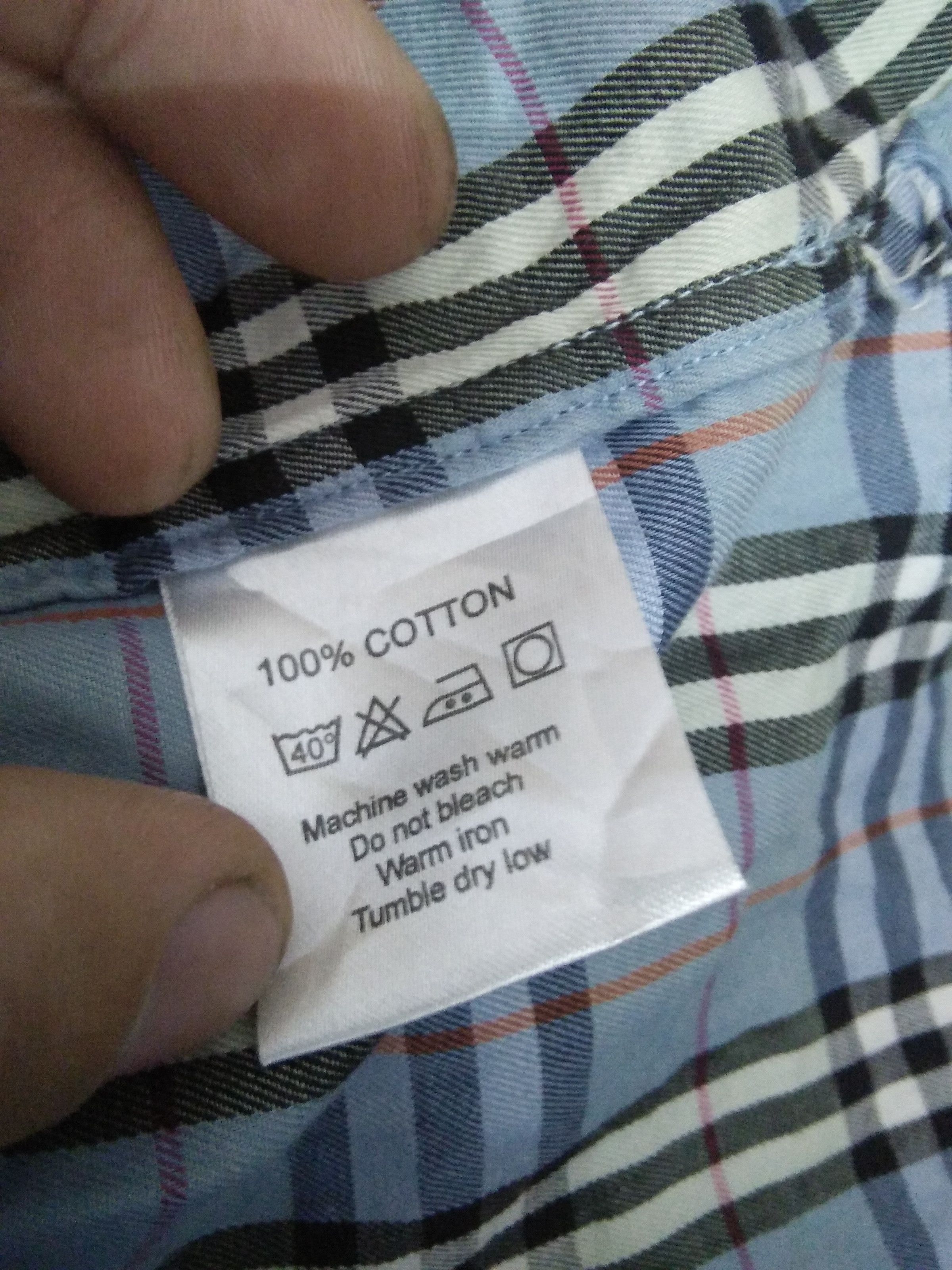Burberry BURBERRY NOVA CHECK SHIRT BUTTON (A544) Size US M / EU 48-50 / 2 - 5 Thumbnail