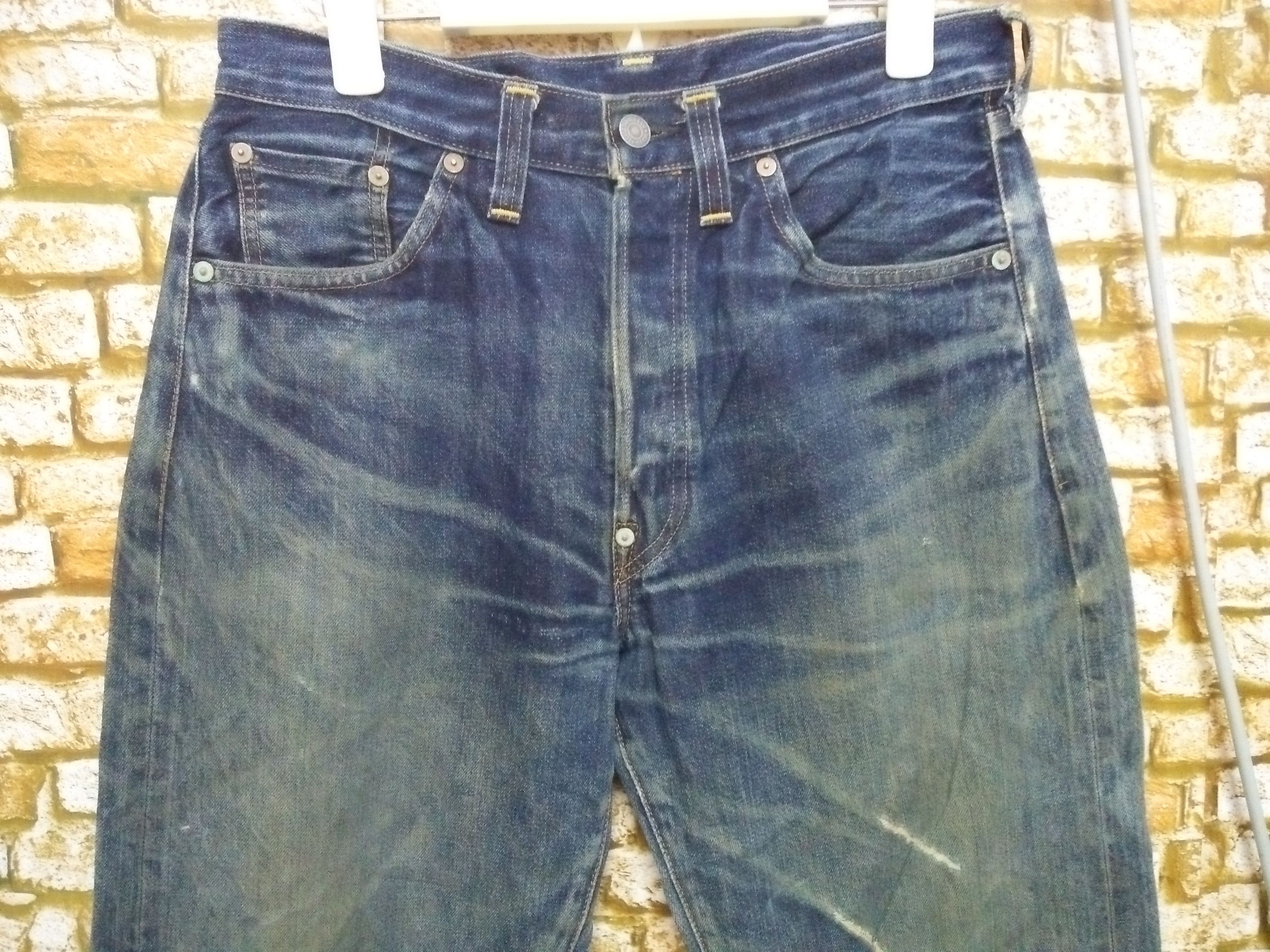 Levi's 90s LEVIS S501XXC SELVEDGE BIG E 555 DENIM (A936) Size US 30 / EU 46 - 2 Thumbnail