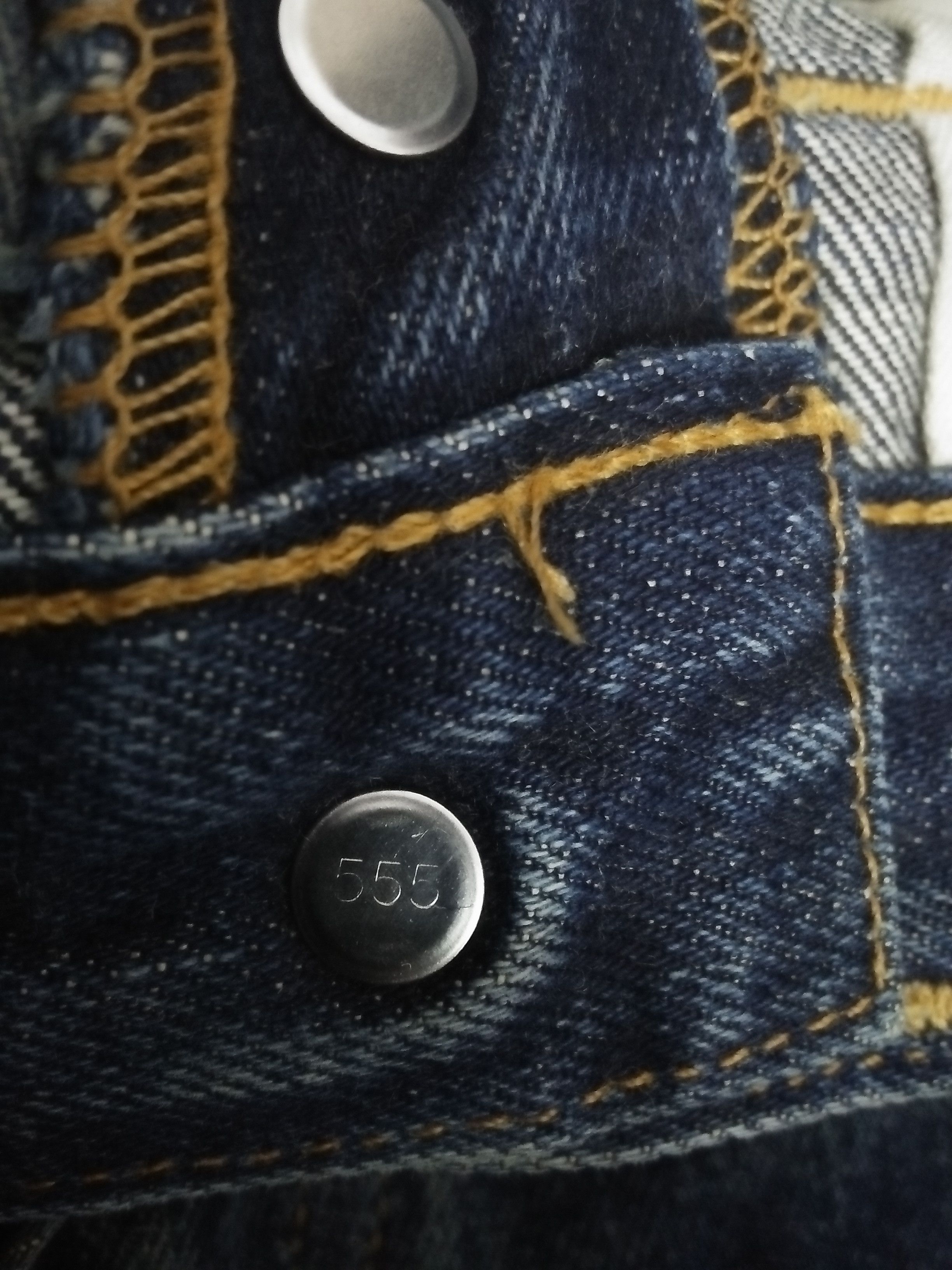 Levi's 90s LEVIS S501XXC SELVEDGE BIG E 555 DENIM (A936) Size US 30 / EU 46 - 13 Thumbnail