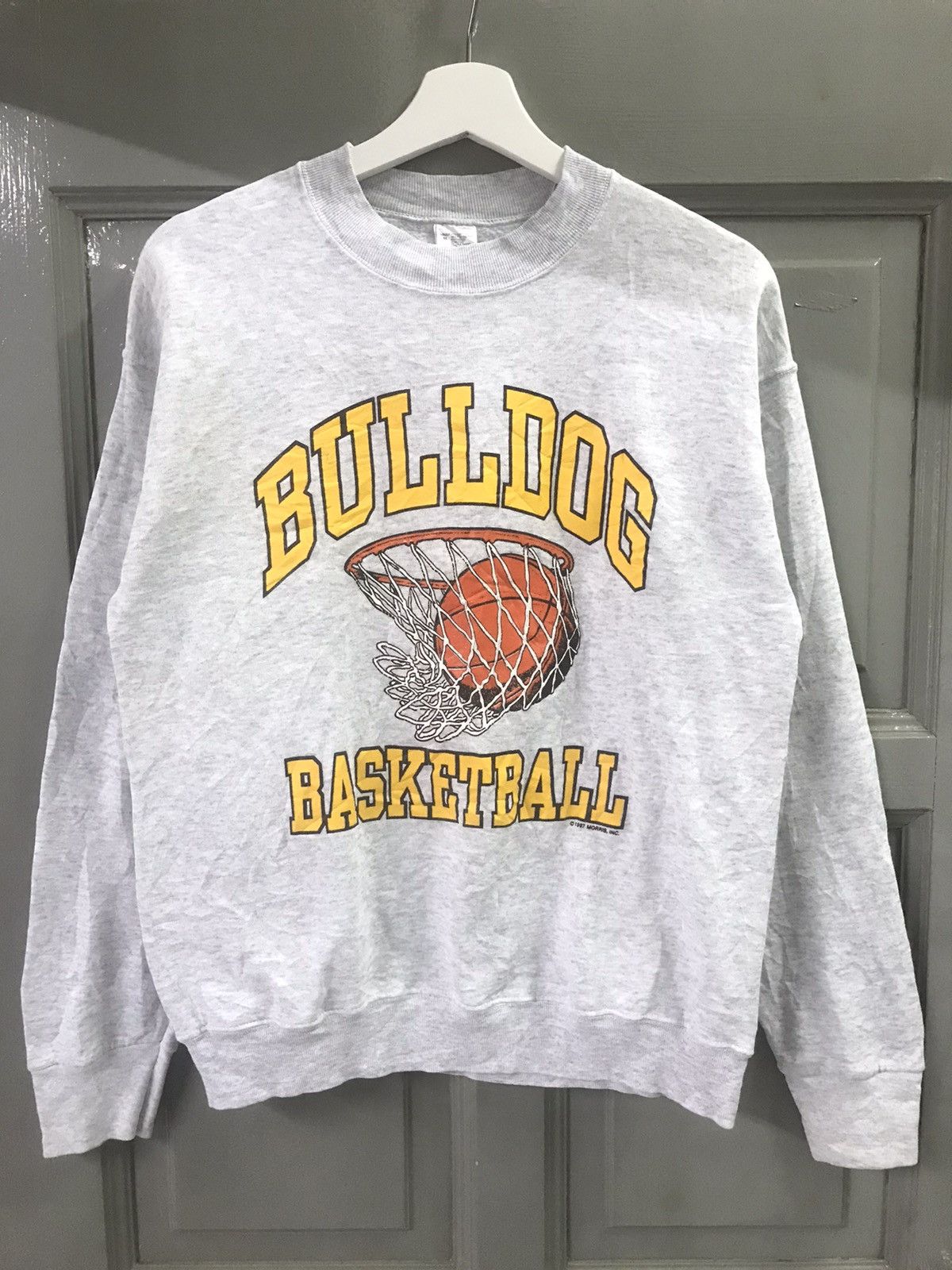NBA × Vintage 💥 Vintage BULLDOG BASKETBALL 1997 Sweatshirt Size US M / EU 48-50 / 2 - 1 Thumbnail