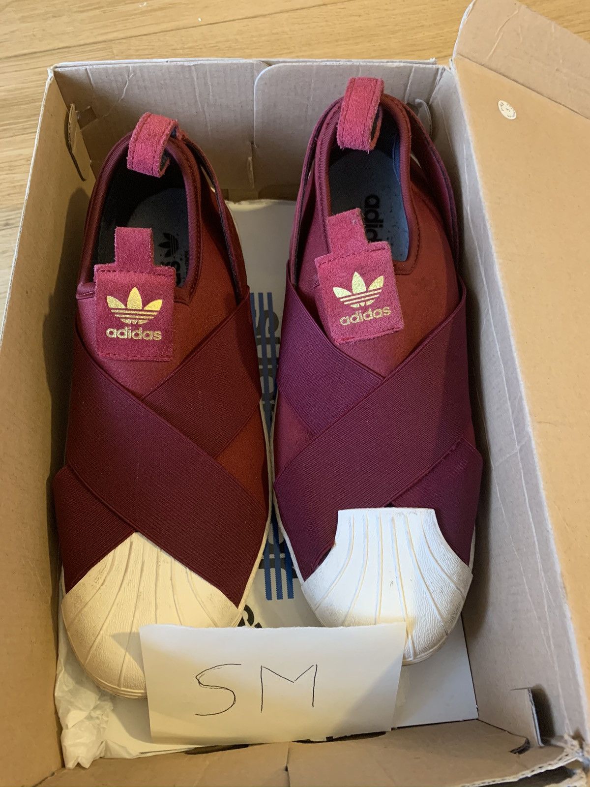 Adidas fashion superstar slip on maroon