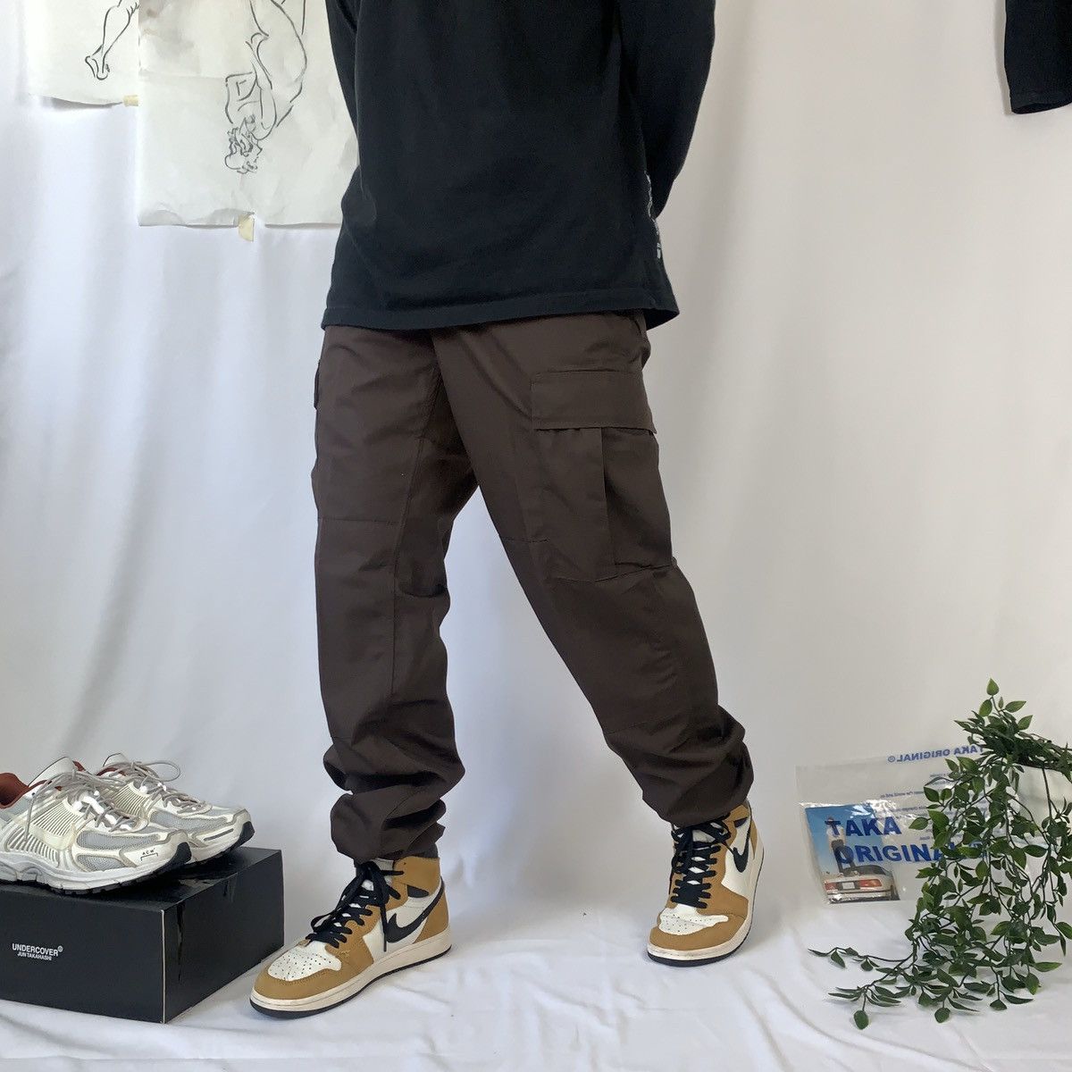 Travis Scott Utility Brown Cargo Pants 30 Adjustable Size US 30 / EU 46 - 2 Thumbnail