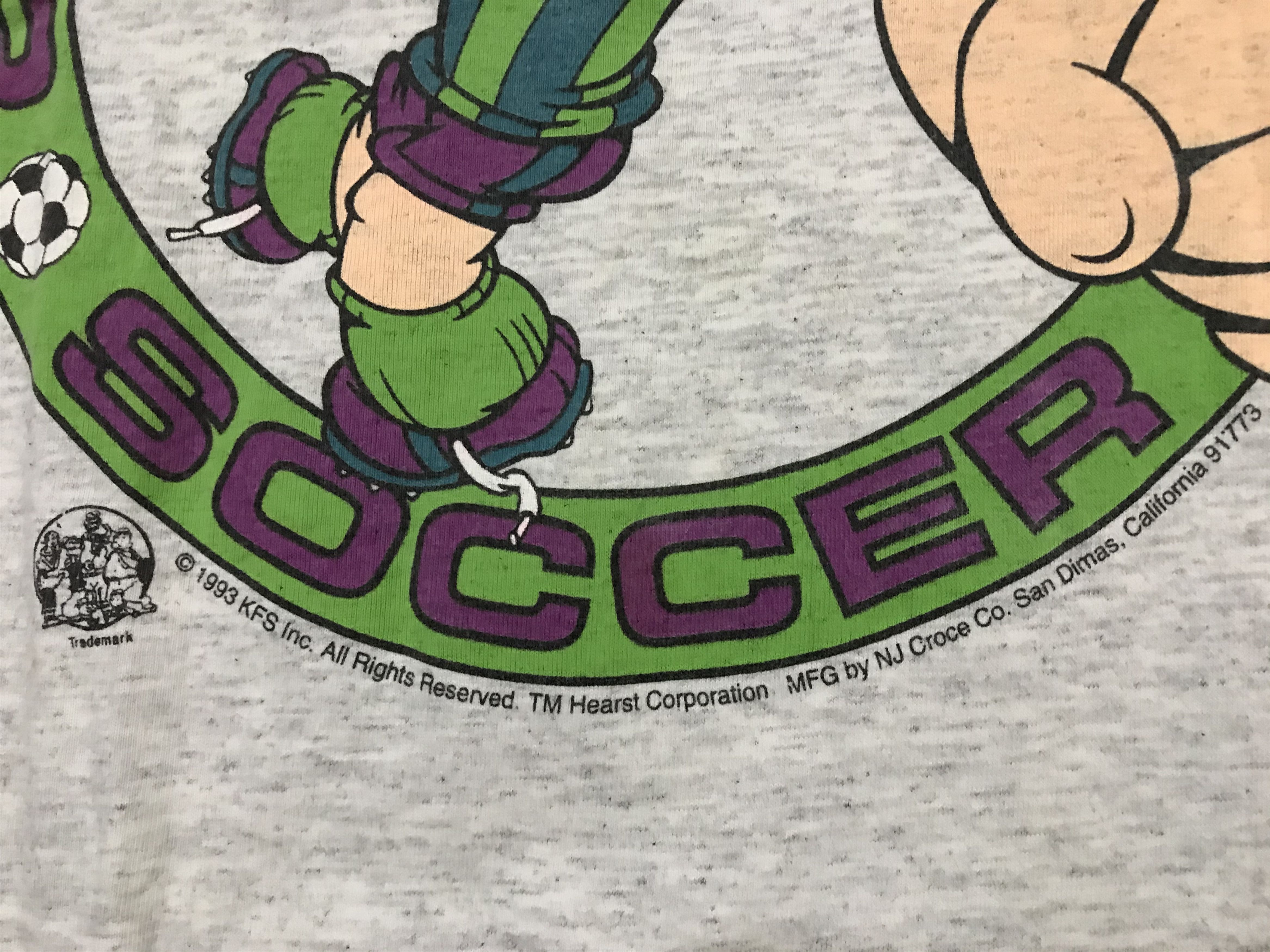 Cartoon Network VINTAGE 90'S POPEYE PLAY FOOTBALL TSHIRT Size US L / EU 52-54 / 3 - 6 Thumbnail