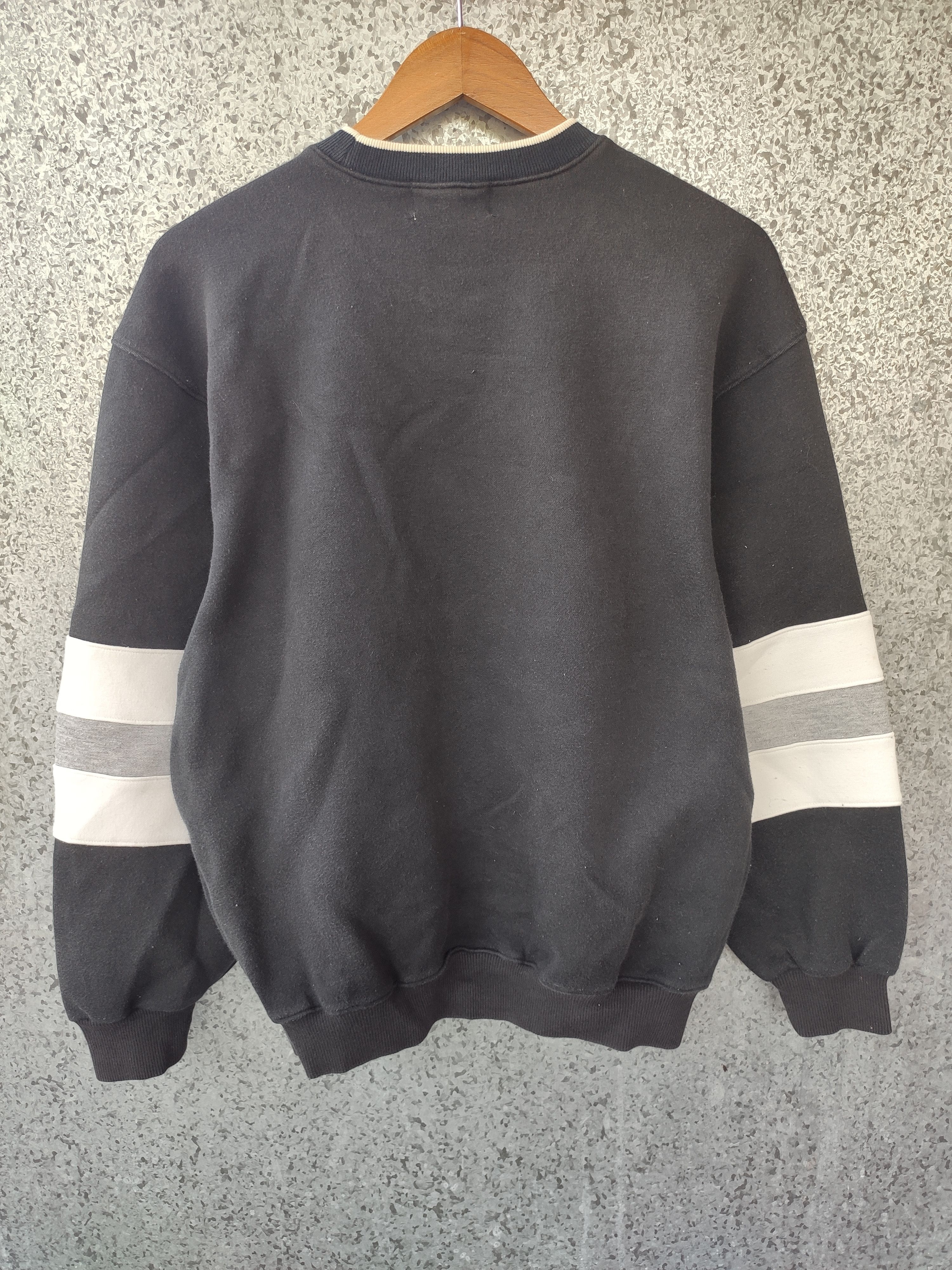 Japanese Brand 🔥 Pagelo Shooting Dog Colour Block sweatshirt Size US M / EU 48-50 / 2 - 3 Thumbnail