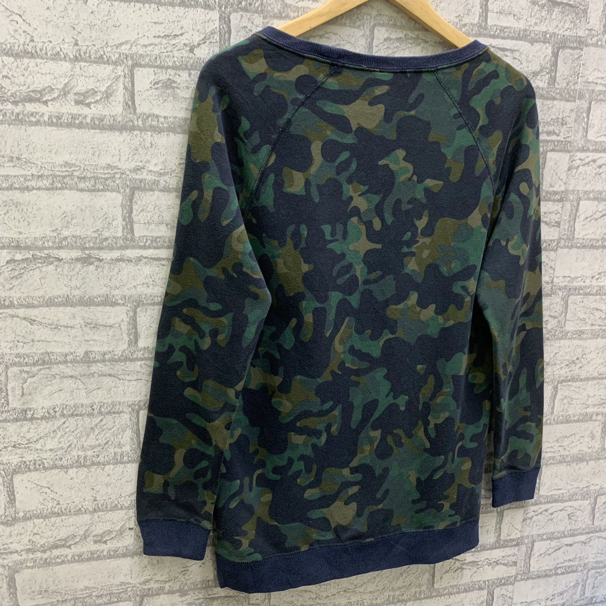 Nike Nike Swoosh Camo Sweatshirts For Women Size S / US 4 / IT 40 - 7 Thumbnail