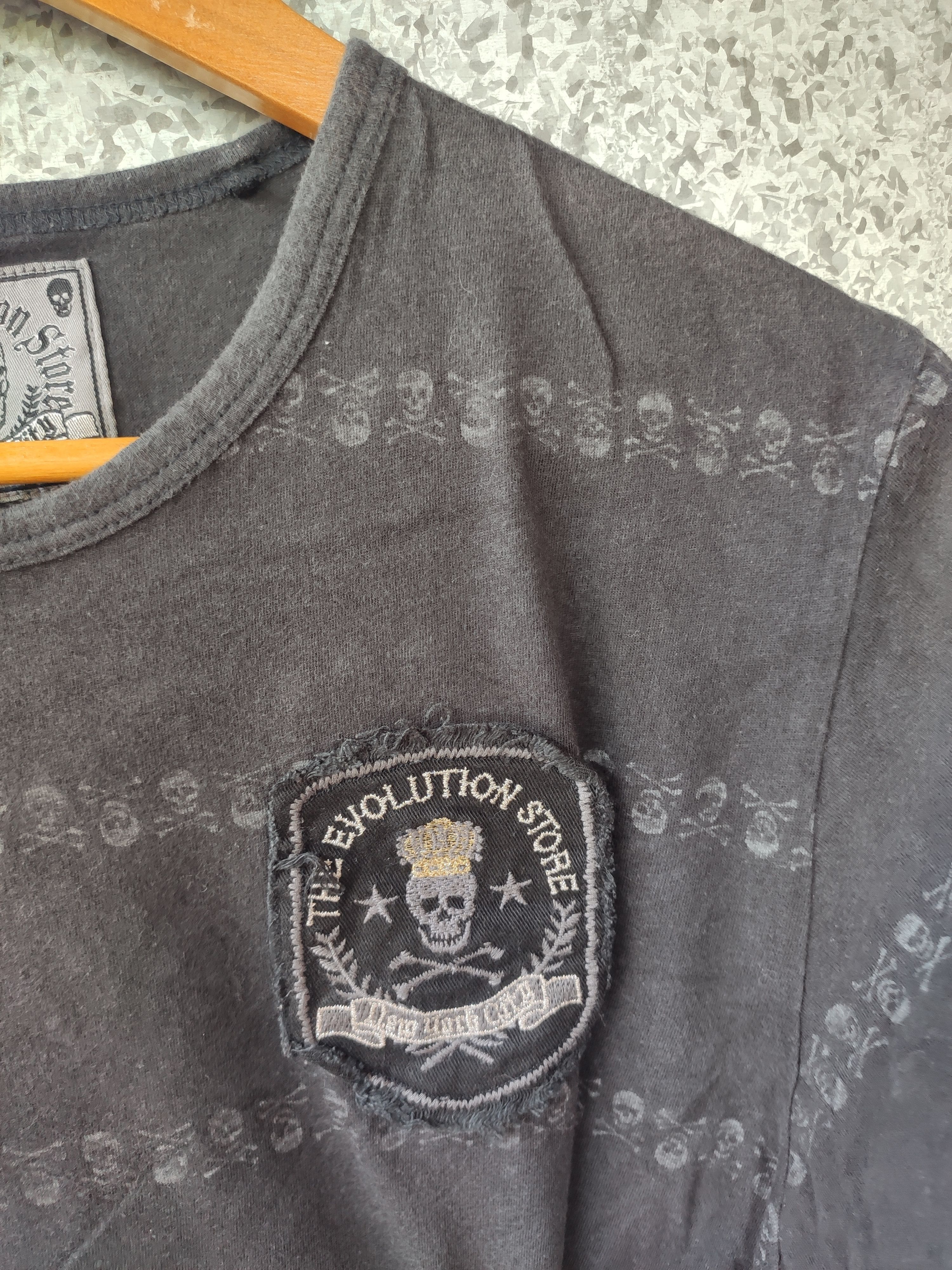Japanese Brand The Evolution store t shirts skulls full print Size US M / EU 48-50 / 2 - 3 Thumbnail