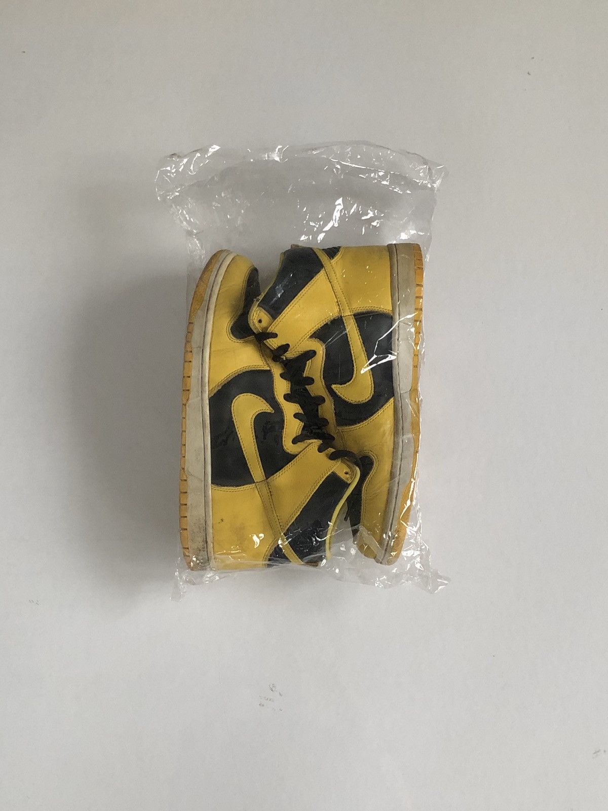 Nike Dunk High Goldenrods (Wutang) Size US 10 / EU 43 - 15 Thumbnail