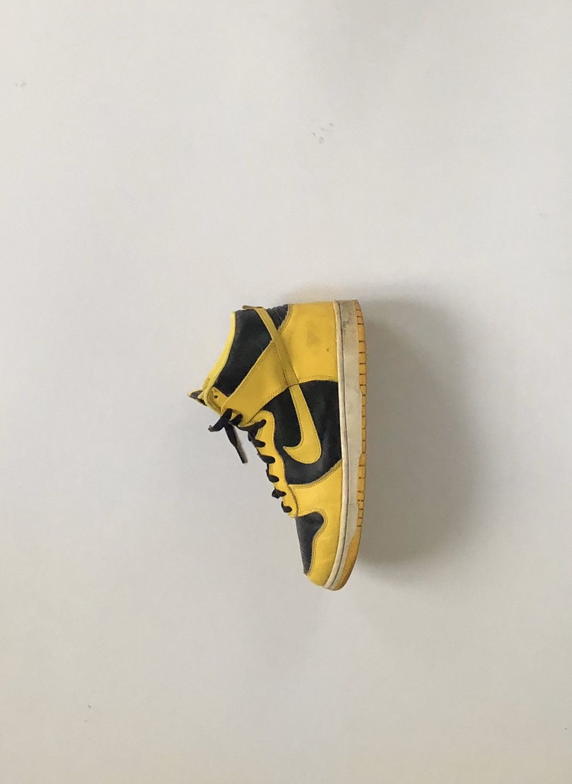 Nike Dunk High Goldenrods (Wutang) Size US 10 / EU 43 - 9 Thumbnail