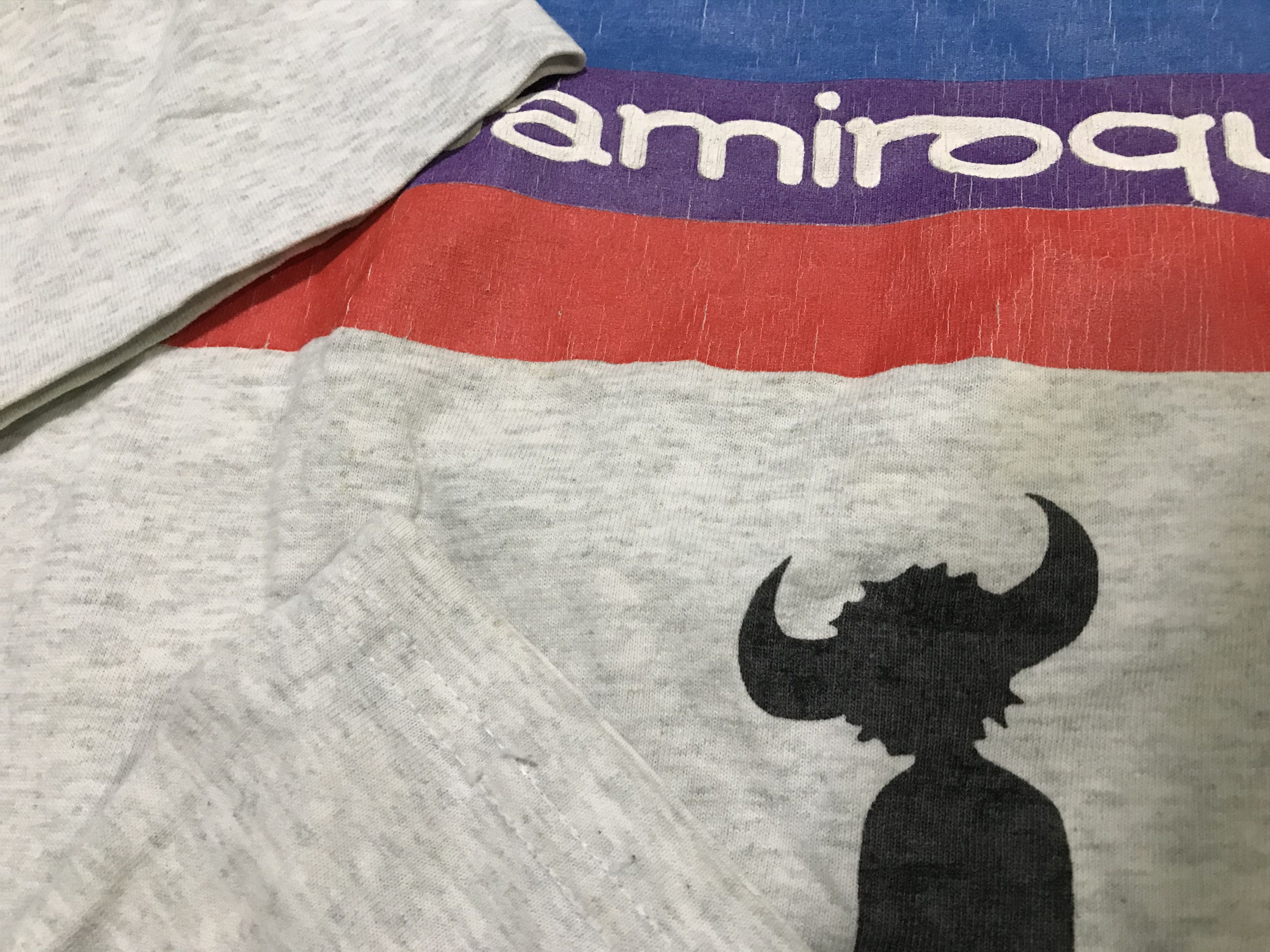 Band Tees VINTAGE 90'S JAMIROQUAI ENGLISH ROCK PROMO MUSIC TSHIRT Size US L / EU 52-54 / 3 - 8 Thumbnail