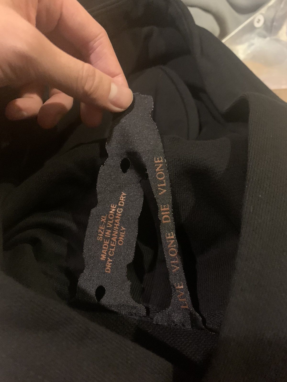 Vlone Vlone Black/Orange OG Friends SXSW Hoodie XL Size US XL / EU 56 / 4 - 3 Thumbnail