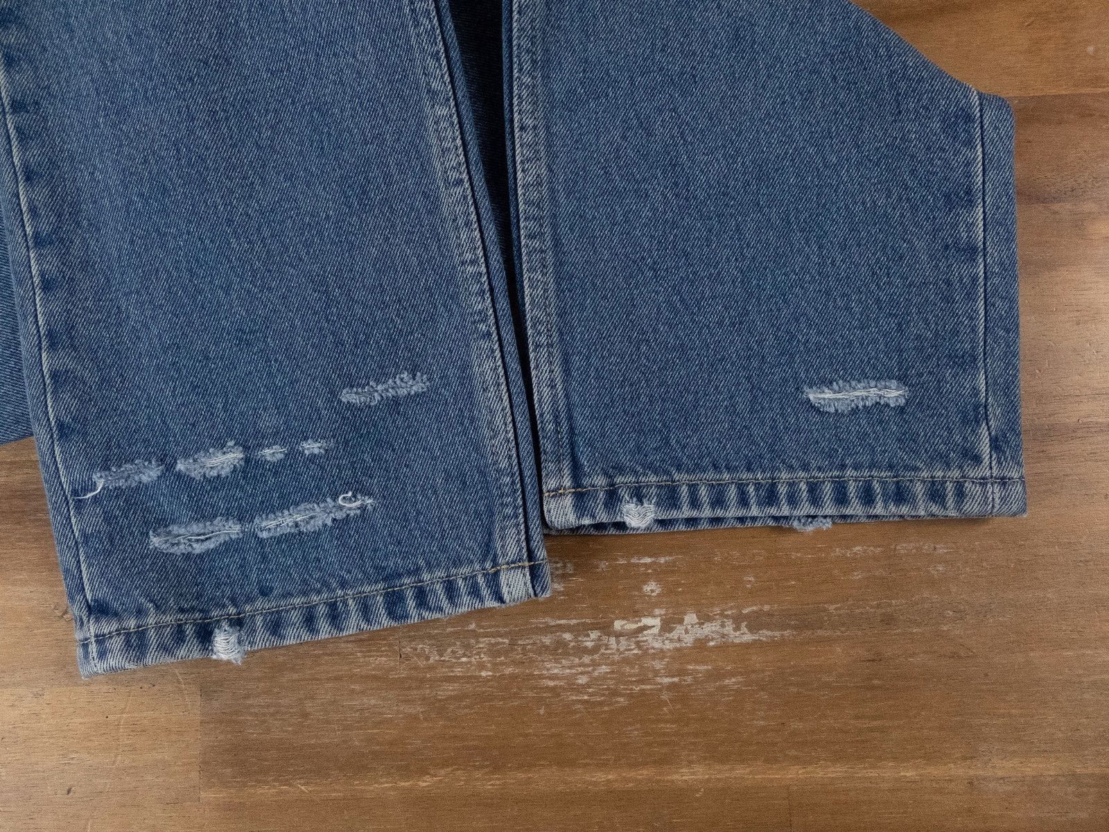 Balenciaga BALENCIAGA straight leg blue jeans authentic Size 30 - NWT Size US 30 / EU 46 - 9 Thumbnail