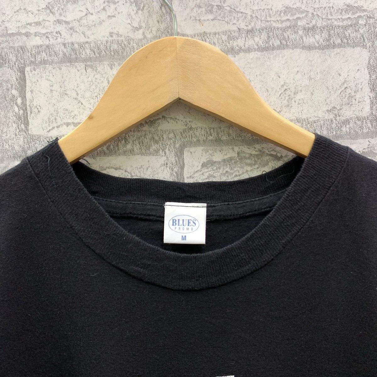 Vintage Vintage 90s Charles Queen London T-shirts Size US M / EU 48-50 / 2 - 3 Thumbnail