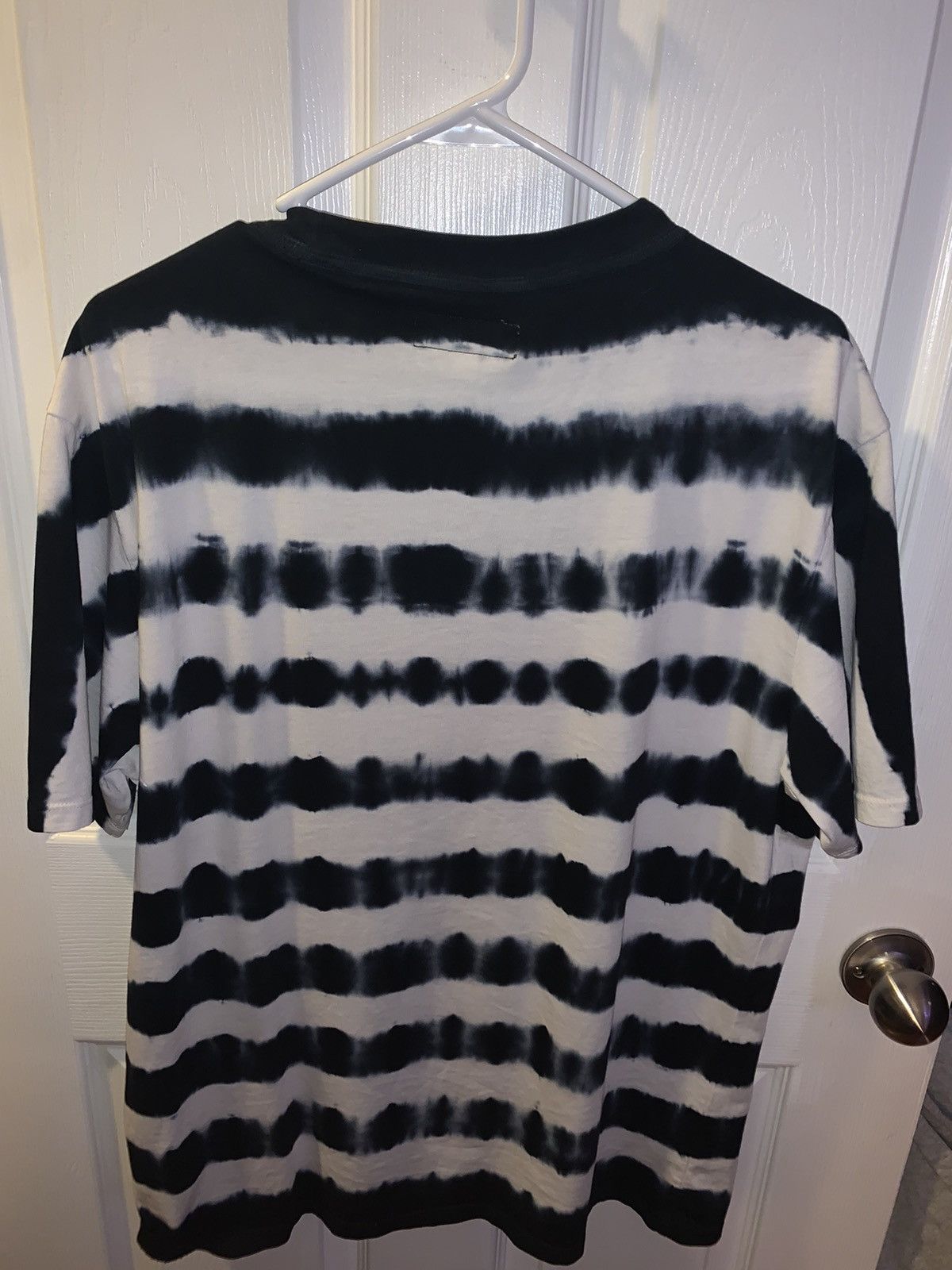 Guess Guess Black and White Tie-Dye t shirt Size US S / EU 44-46 / 1 - 2 Thumbnail